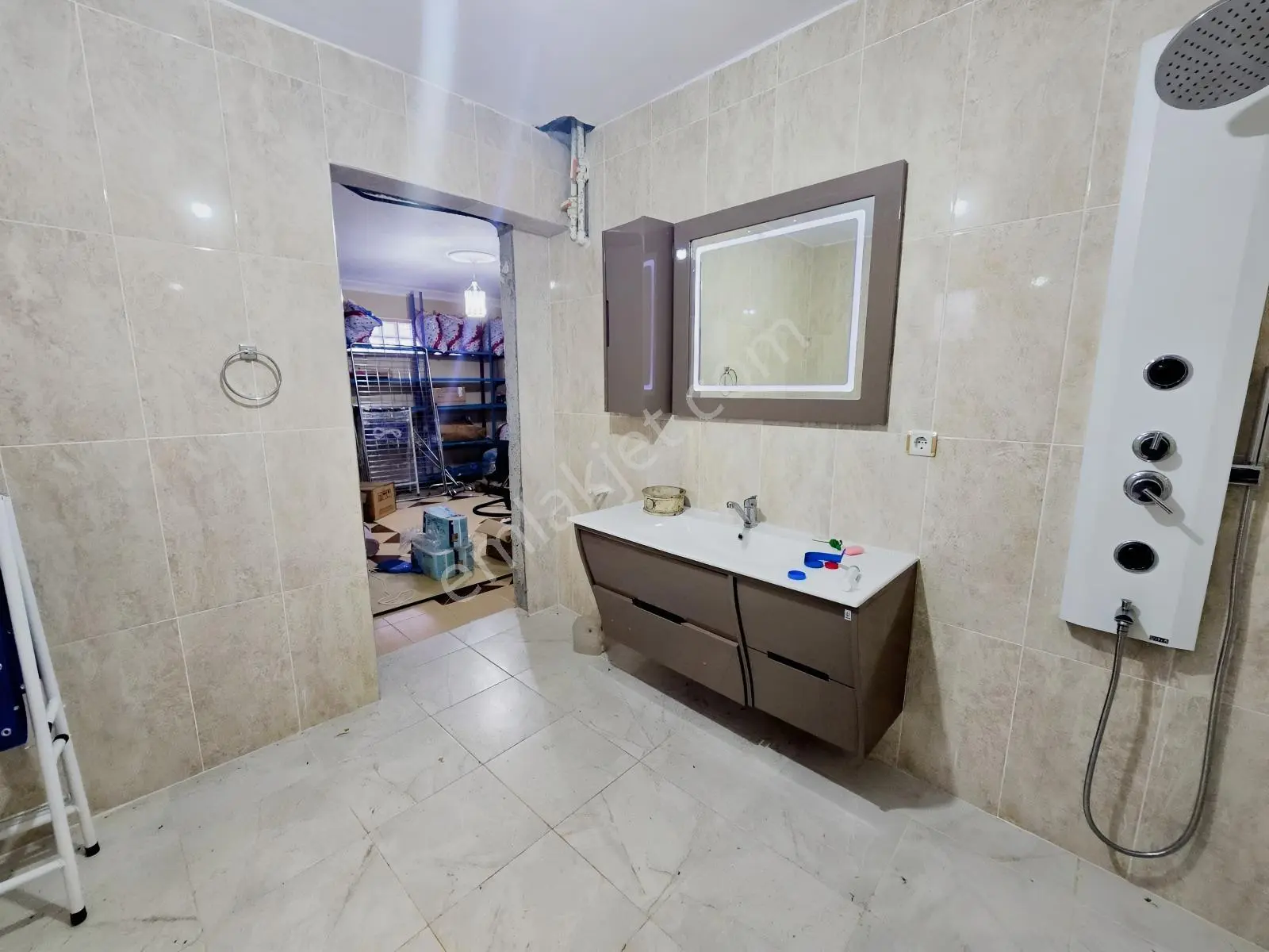 Akköy'de Ticari İmarlı 902 M² Arsa İçinde Deniz Manzaralı Villa — fotoğraf 13