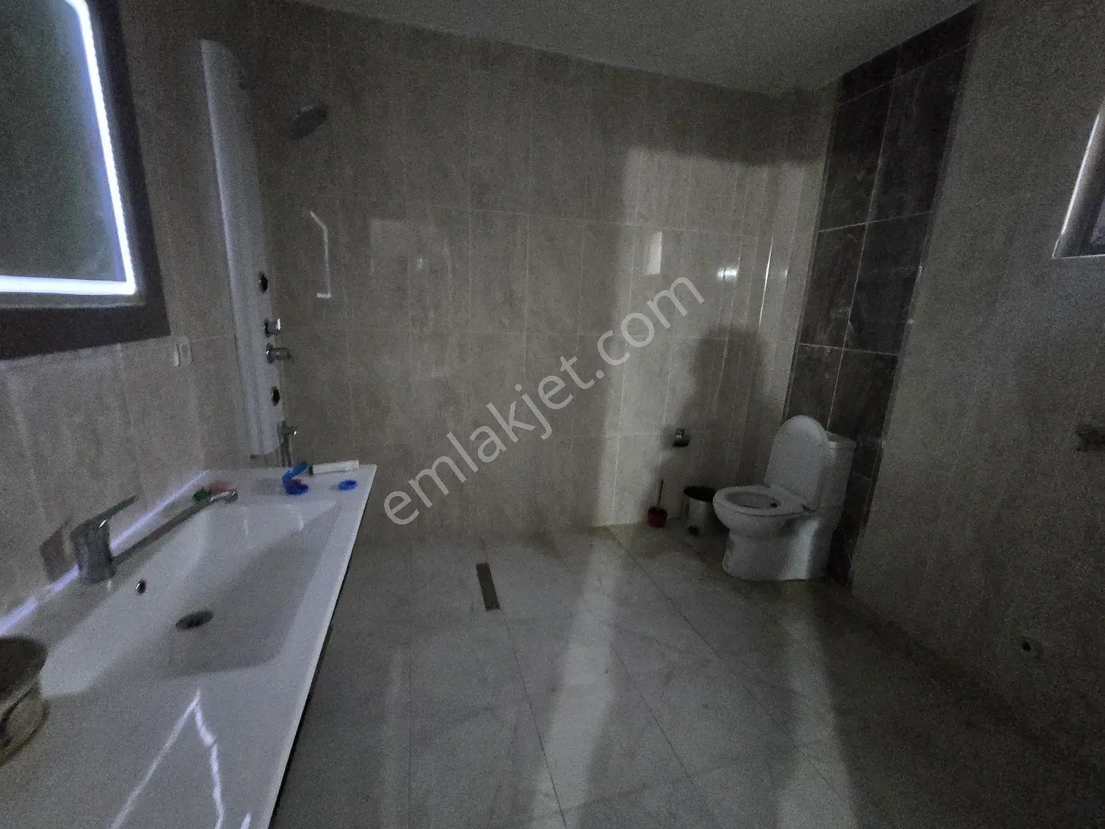 Akköy'de Ticari İmarlı 902 M² Arsa İçinde Deniz Manzaralı Villa — fotoğraf 14
