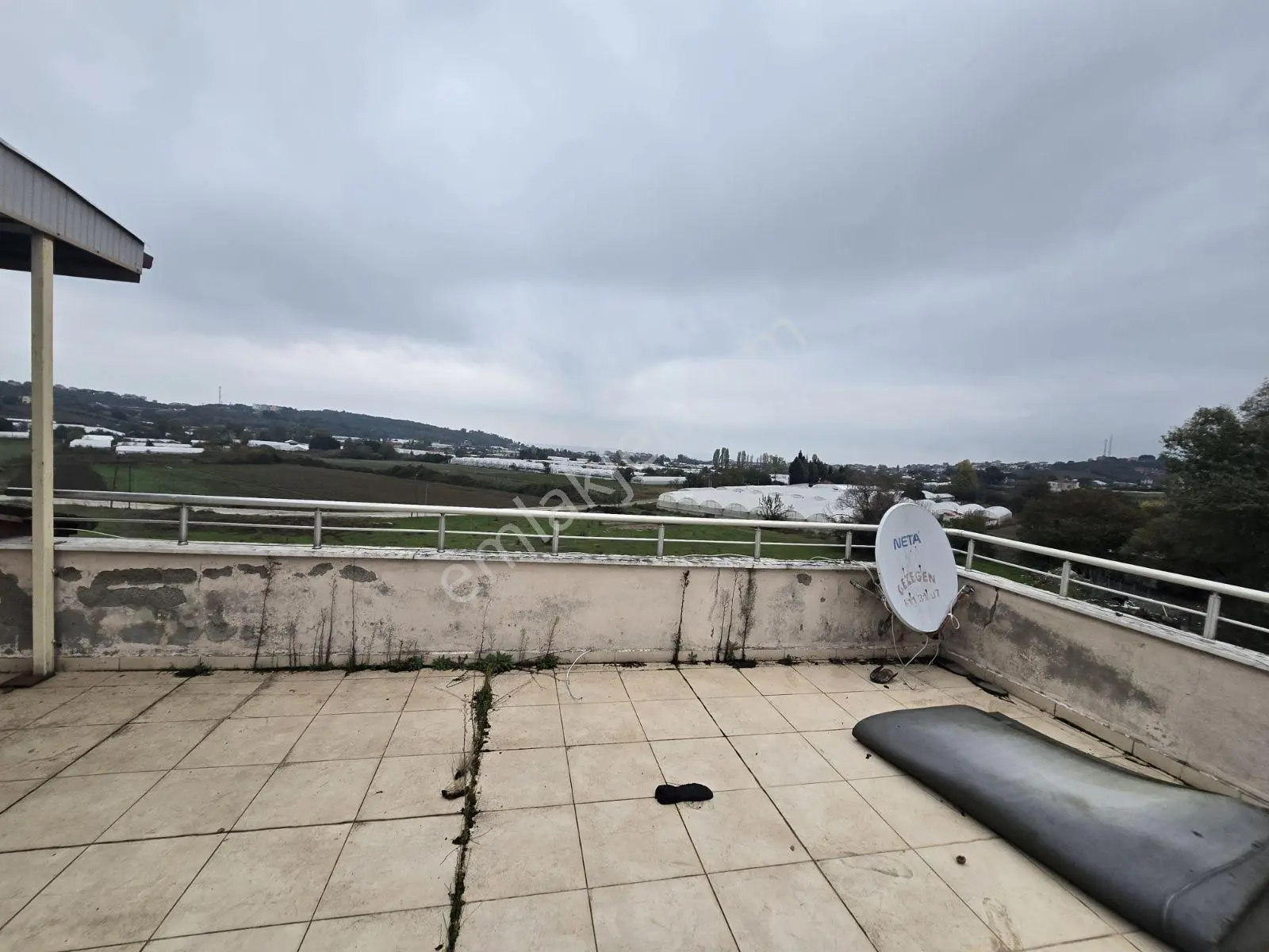 Akköy'de Ticari İmarlı 902 M² Arsa İçinde Deniz Manzaralı Villa — fotoğraf 30