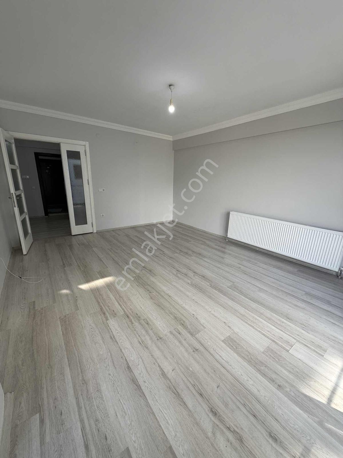 Muhtarım Emlaktan Rıza Akça Sitesinde Satılık Daire — fotoğraf 8