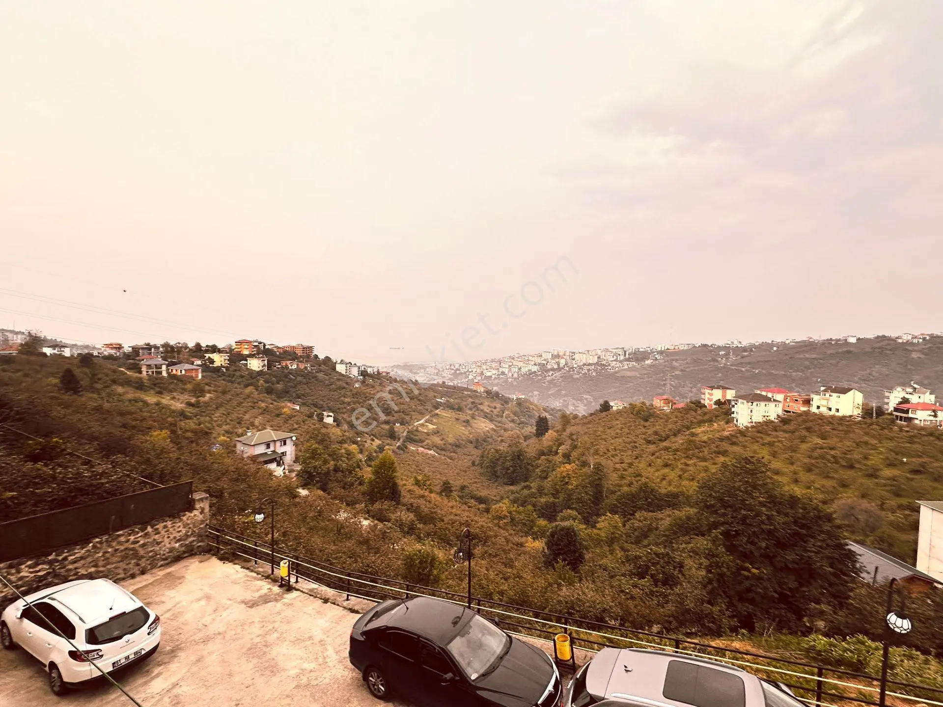 Trabzon Çukurçayır Da Satılık 1+1 Daire — fotoğraf 18