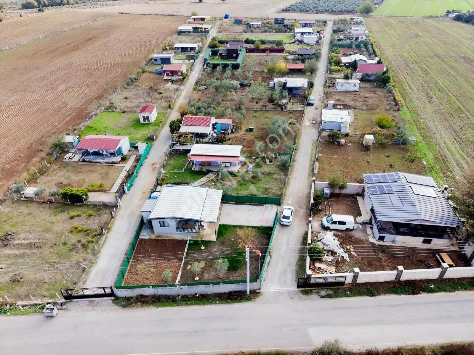 Q'zenden Köye Ve Menderese 5 Dk Mesafe 2+1 Evi Olan 500 M2 Bahçe — fotoğraf 2