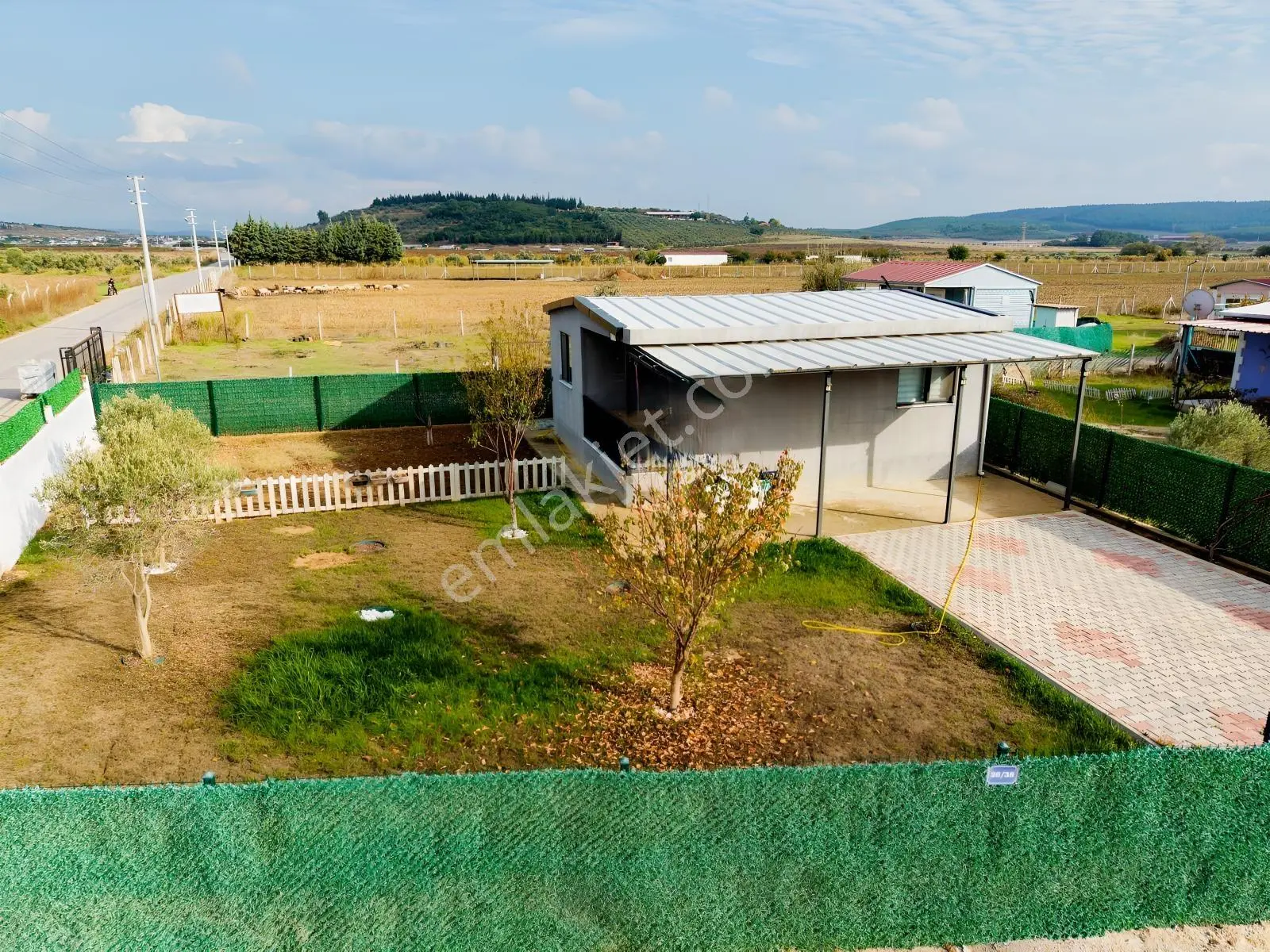 Q'zenden Köye Ve Menderese 5 Dk Mesafe 2+1 Evi Olan 500 M2 Bahçe — fotoğraf 6