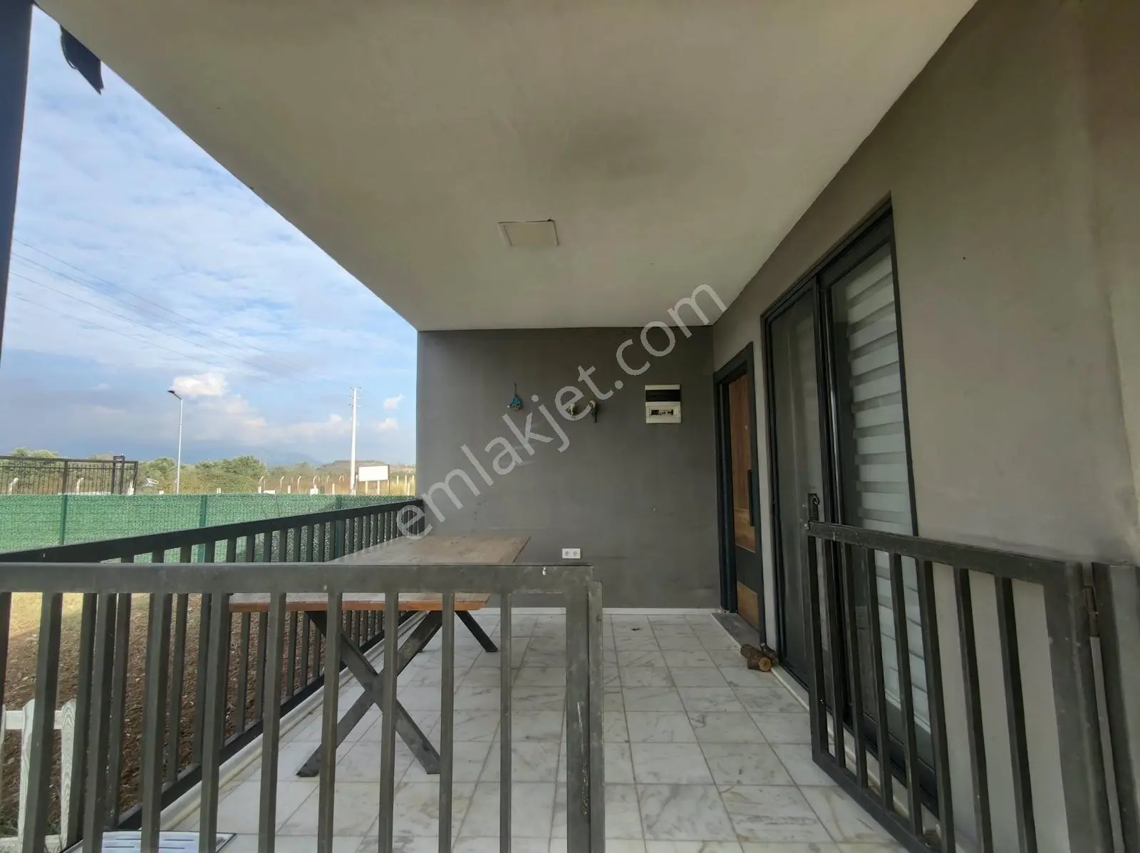 Q'zenden Köye Ve Menderese 5 Dk Mesafe 2+1 Evi Olan 500 M2 Bahçe — fotoğraf 14