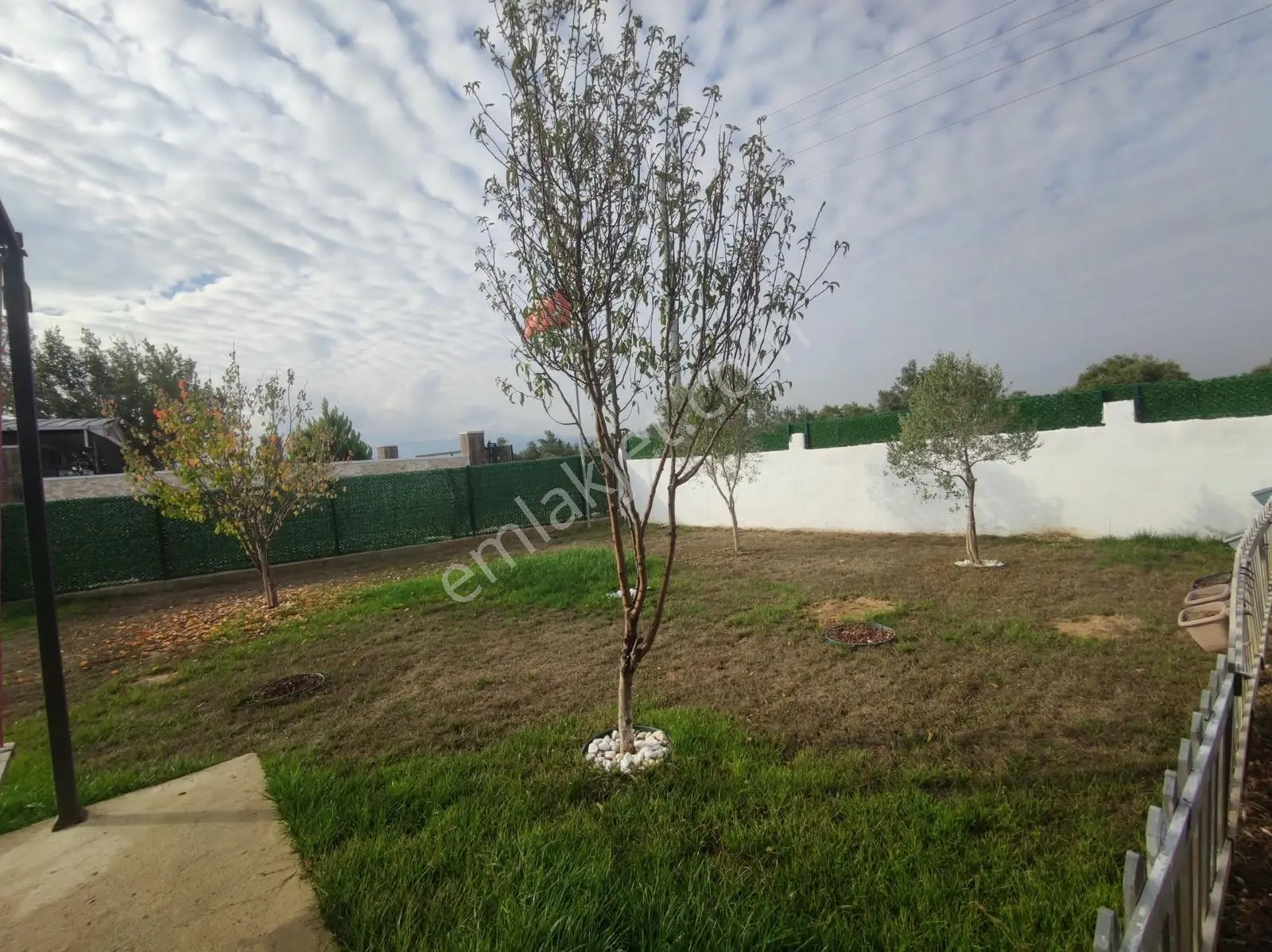 Q'zenden Köye Ve Menderese 5 Dk Mesafe 2+1 Evi Olan 500 M2 Bahçe — fotoğraf 15