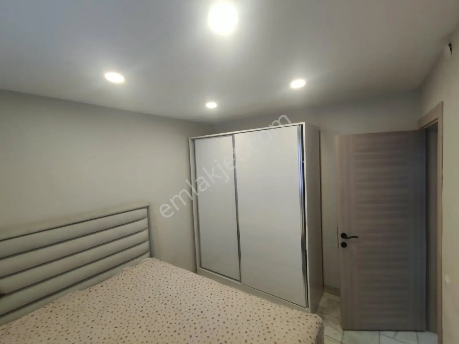 Q'zenden Köye Ve Menderese 5 Dk Mesafe 2+1 Evi Olan 500 M2 Bahçe — fotoğraf 22