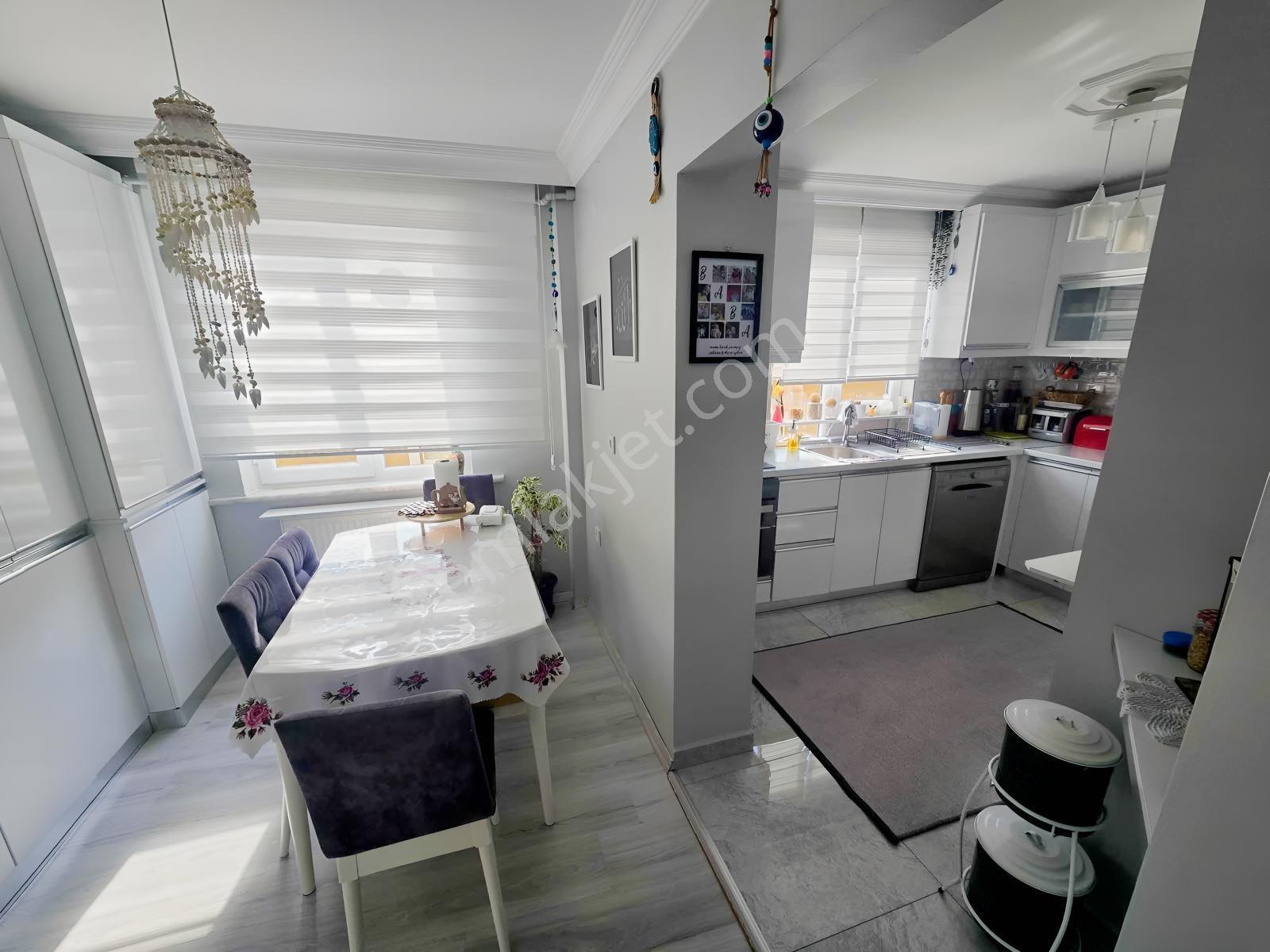 Ümraniye Çakmak Mah İkbal Cad Ve Elalmış Cad Cephe 3+1 Dubleks — fotoğraf 13