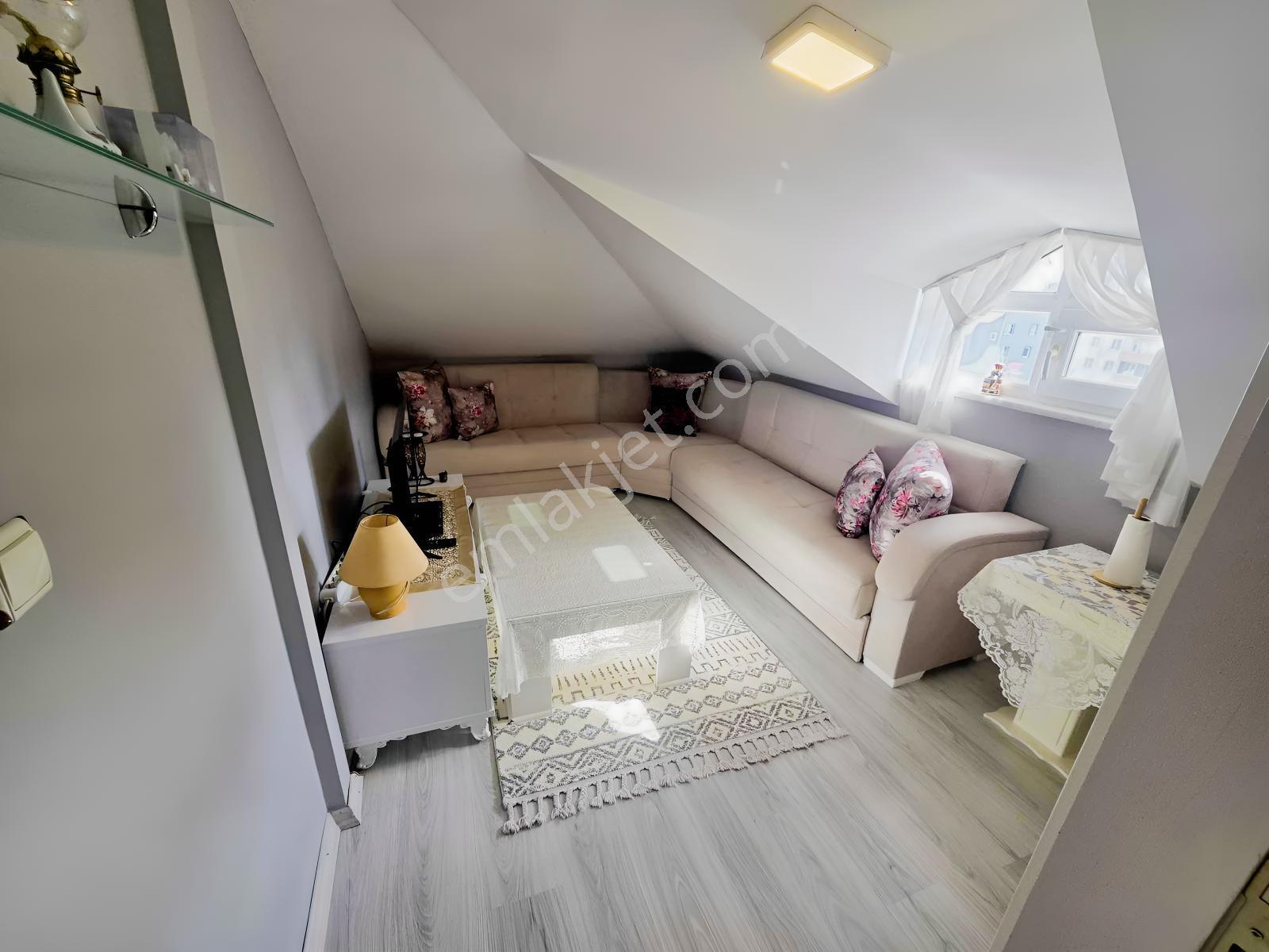 Ümraniye Çakmak Mah İkbal Cad Ve Elalmış Cad Cephe 3+1 Dubleks — fotoğraf 30