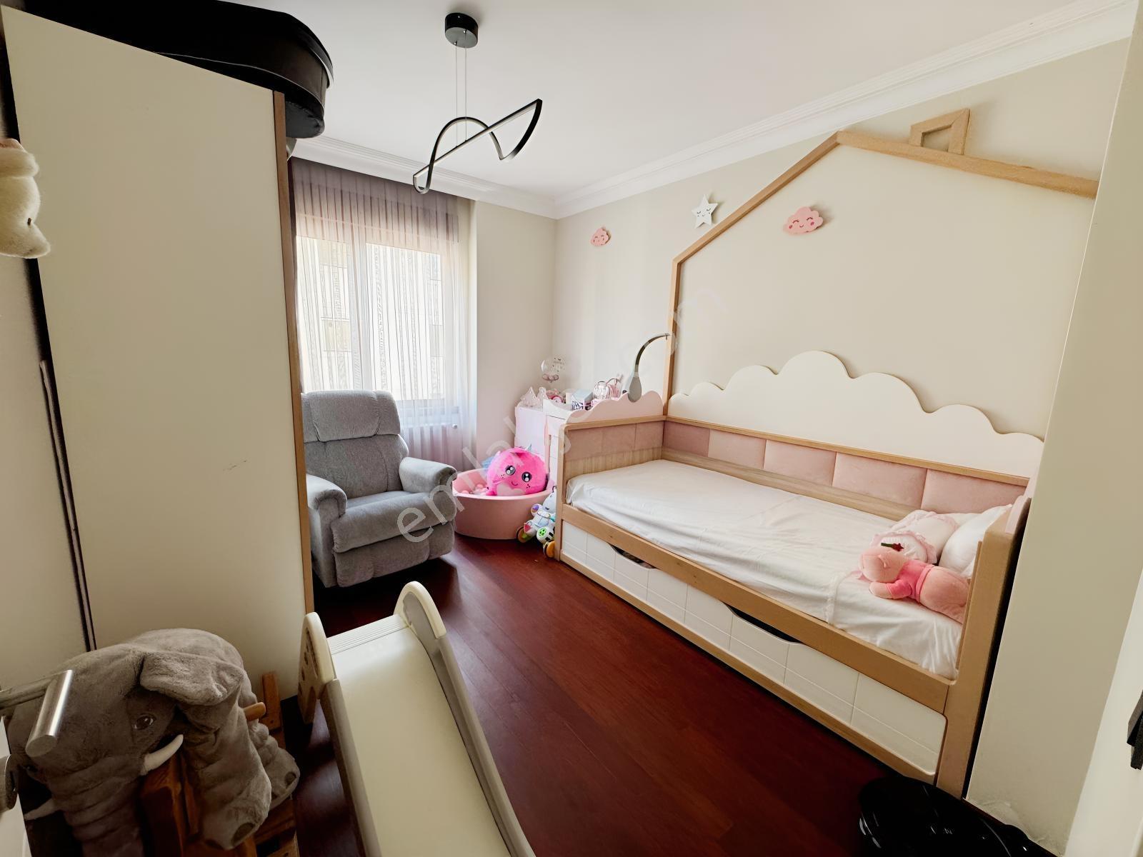 Poyraz'dan Suadiyede Bağdat Caddesine Yakın Güvenlikli 4+1 Daire — fotoğraf 21