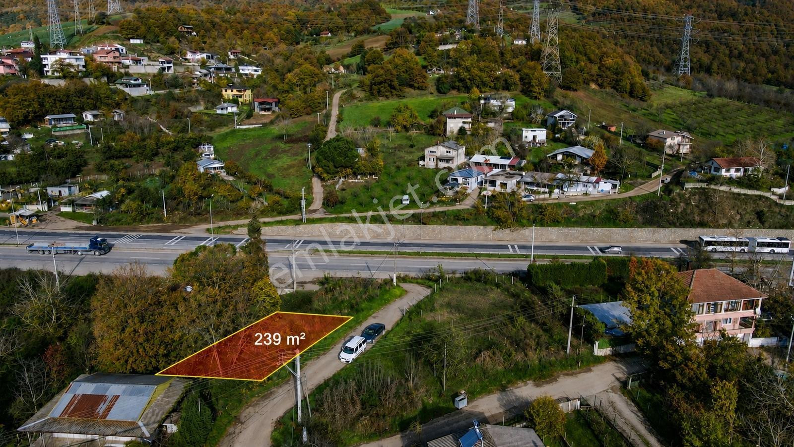 Aşağıdereköyde Sapanca Gölü Kenarı 239 M2 Arsa — fotoğraf 4