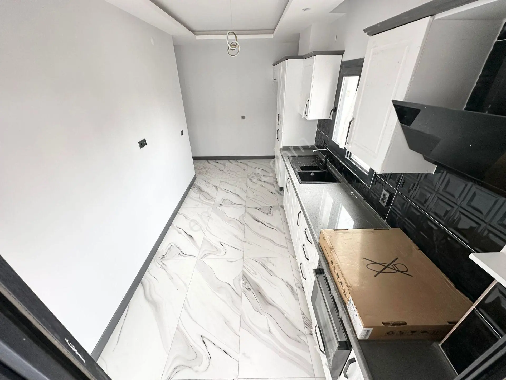 ⭐ay Emlak'tan⭐altınkum'da Arakat Doğalgazlı Denize 300 Mt Şık Tasarımlı Satılık 2+1 Lüks Daire — fotoğraf 4
