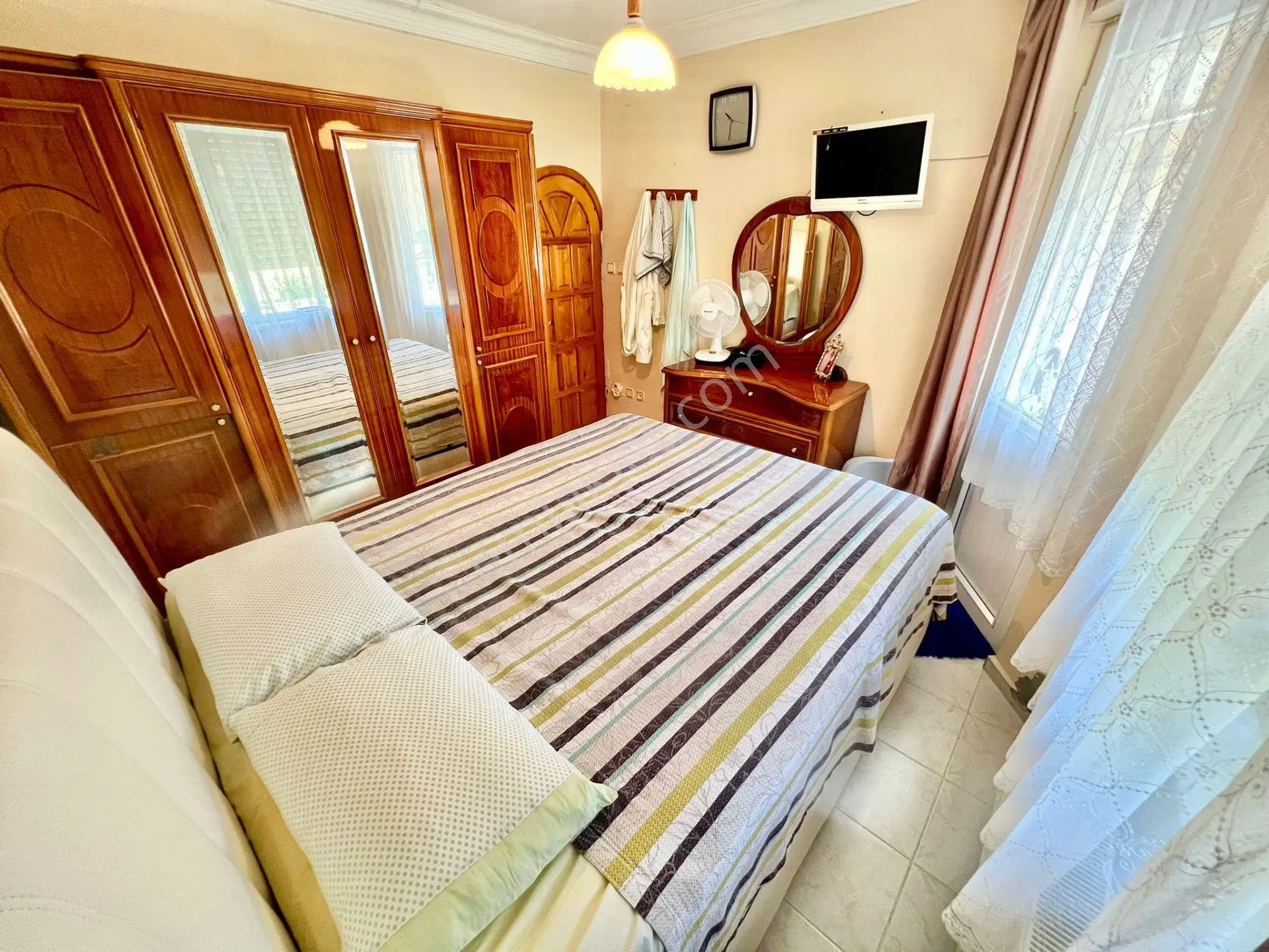 ꧁ Ay Emlak'tan꧂burhaniye'de Kendine Ait Havuzlu Geniş Bahçeli Satılık 3+1 Müstakil Villa — fotoğraf 13
