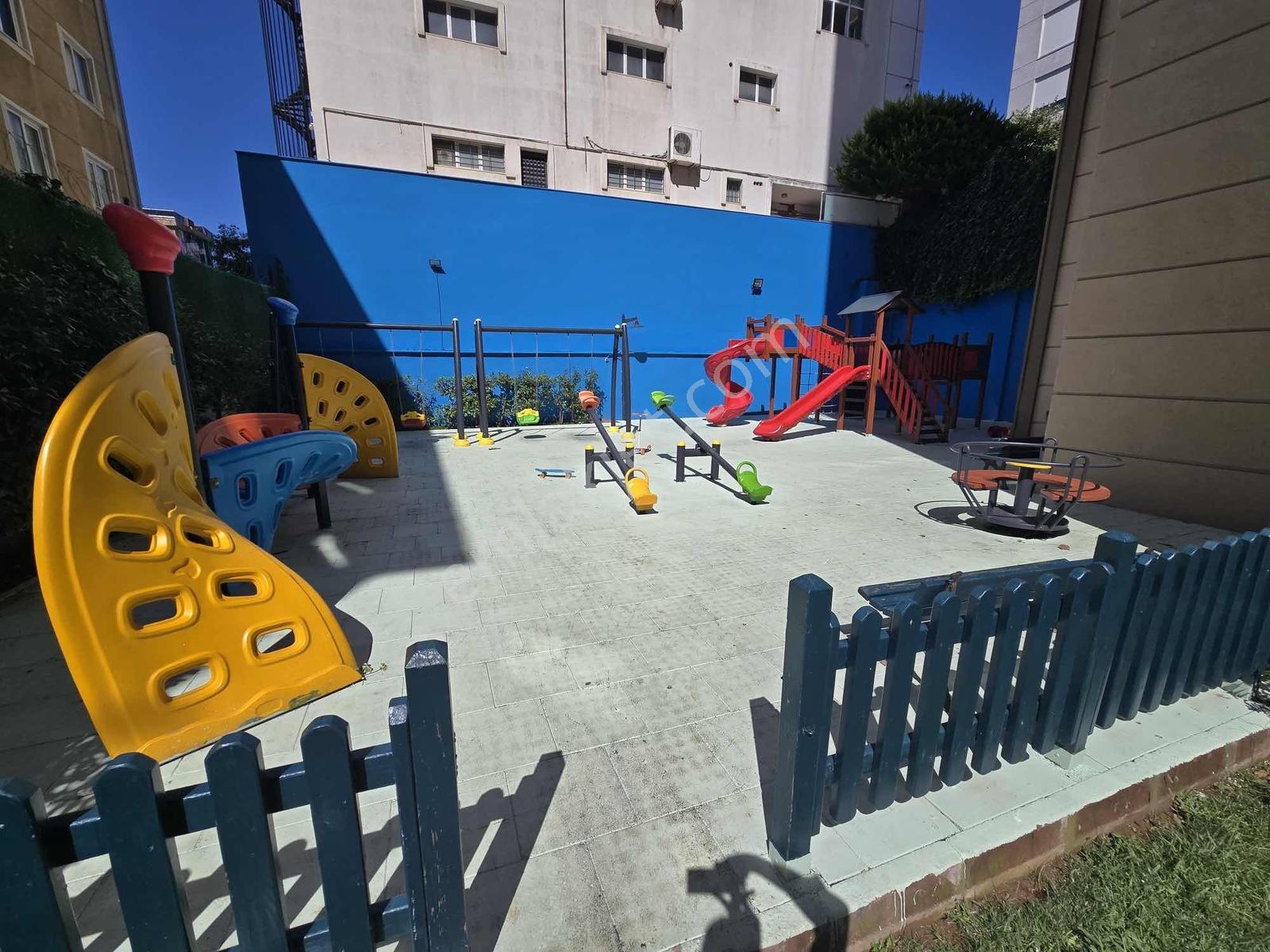Şerifali Lavella 1 De Prestijli Konumda 3+1 Yenilenmiş Satılık — fotoğraf 5