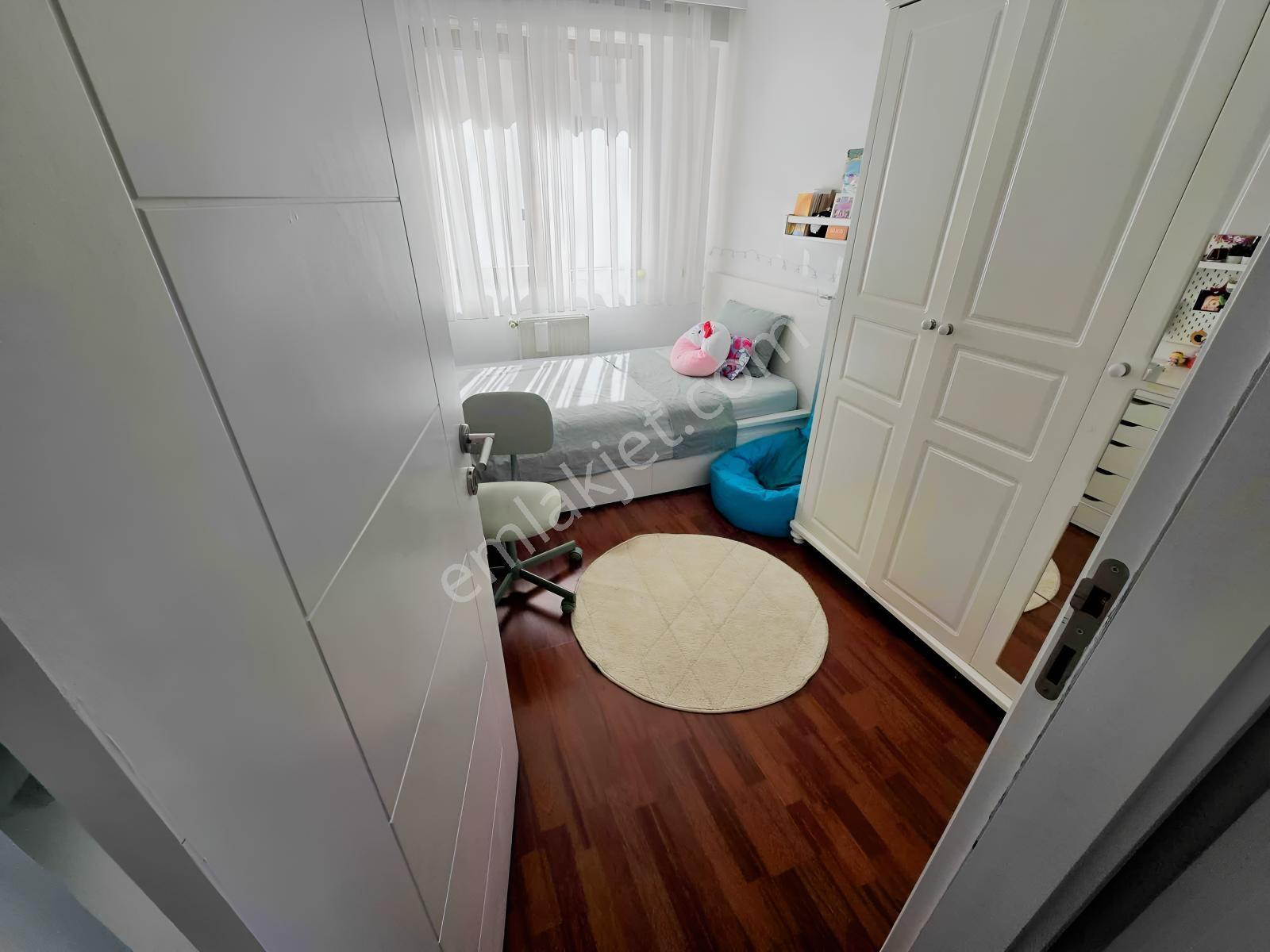 Şerifali Lavella 1 De Prestijli Konumda 3+1 Yenilenmiş Satılık — fotoğraf 13