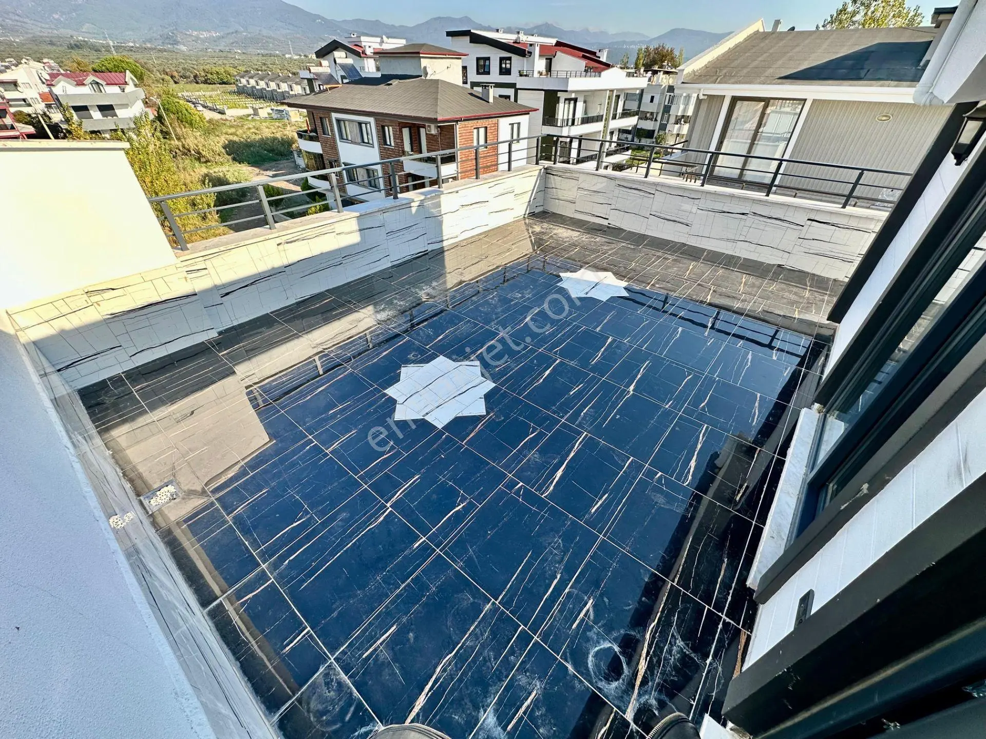 ꧁ay Emlaktan꧂akçay'da Tasarım Harikası Kazdağları Eteklerinde Satılık 3+1 Ön Cephe Dubleks Daire — fotoğraf 2
