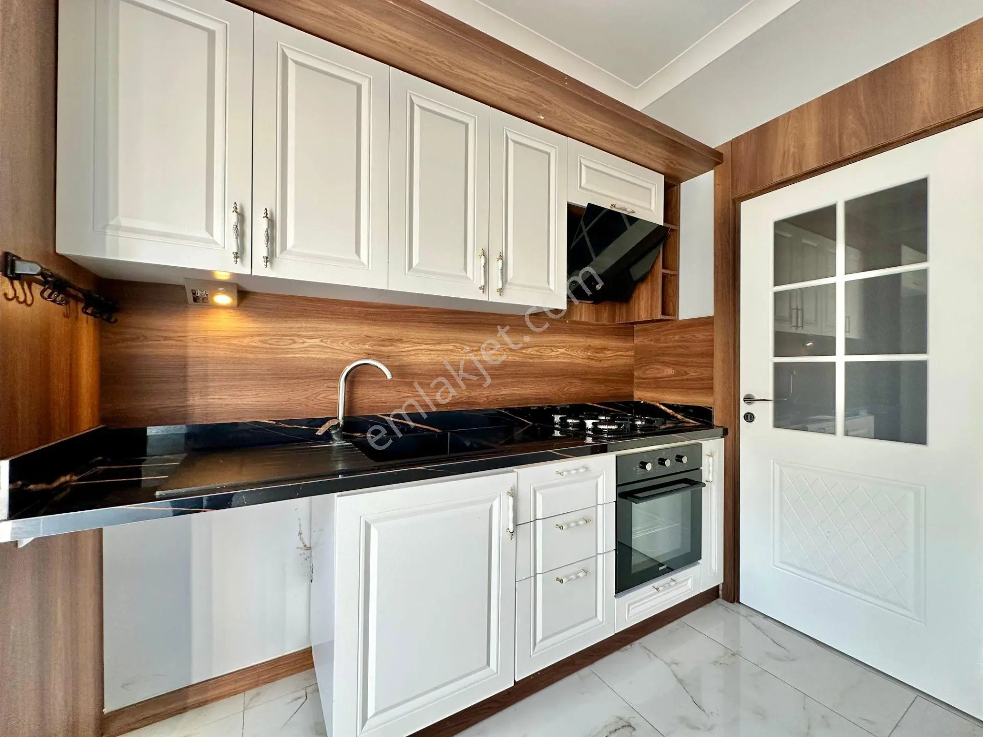 ꧁ay Emlaktan꧂akçay'da Tasarım Harikası Kazdağları Eteklerinde Satılık 3+1 Ön Cephe Dubleks Daire — fotoğraf 3