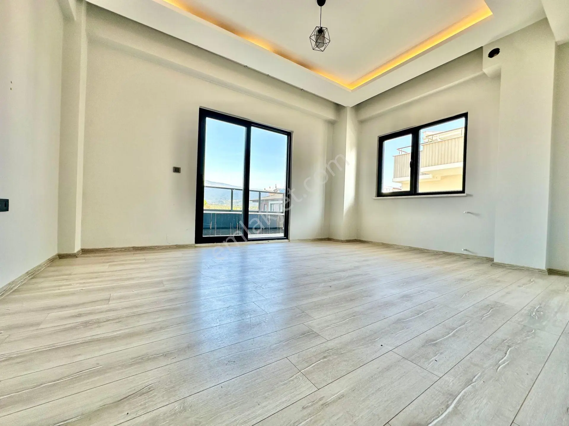 ꧁ay Emlaktan꧂akçay'da Tasarım Harikası Kazdağları Eteklerinde Satılık 3+1 Ön Cephe Dubleks Daire — fotoğraf 14
