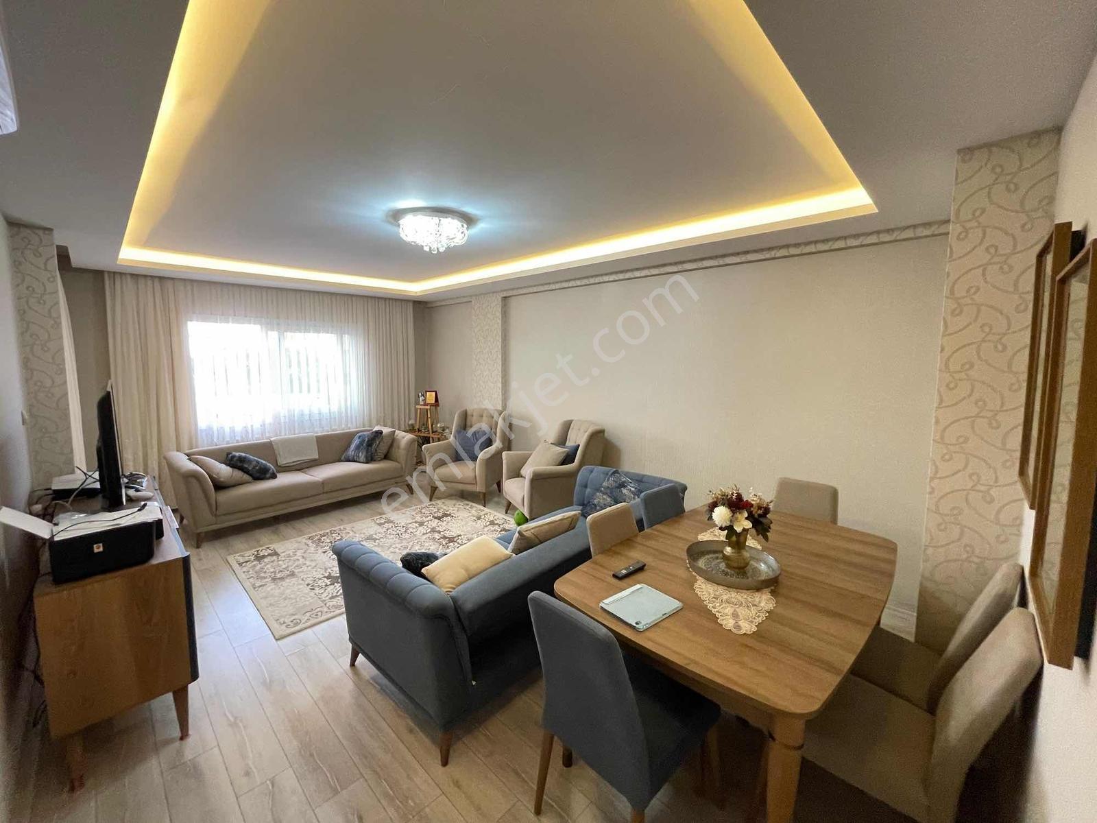 Ra Gayrmenkul Ergenekon Mh Site İçi Lüks 3+1 — fotoğraf 20