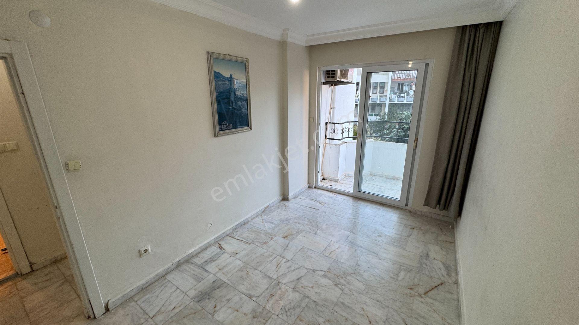 Kızkalesi'nde 3+1 Fırsat Daire — fotoğraf 24