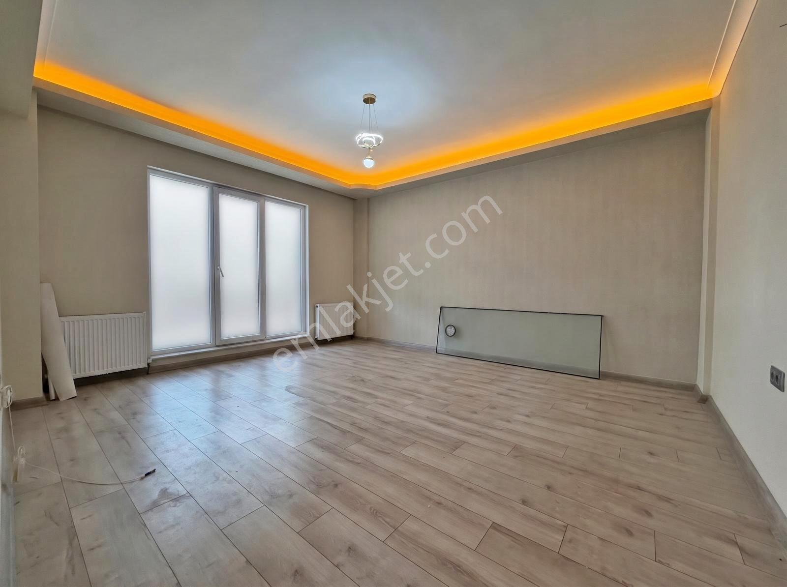 Yuv*** Masrafsız Park Cephe 3+1 Kredi Limitsiz Acil Satılık — fotoğraf 12