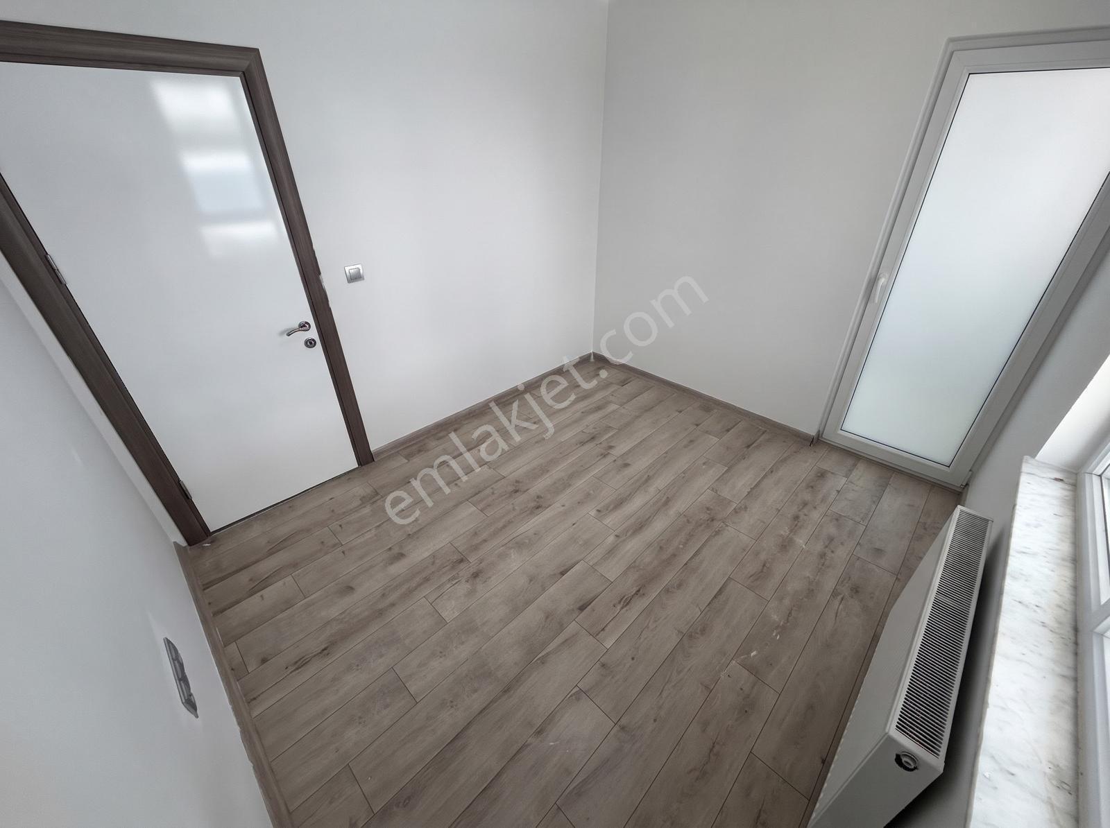 Yuv*** Masrafsız Park Cephe 3+1 Kredi Limitsiz Acil Satılık — fotoğraf 26