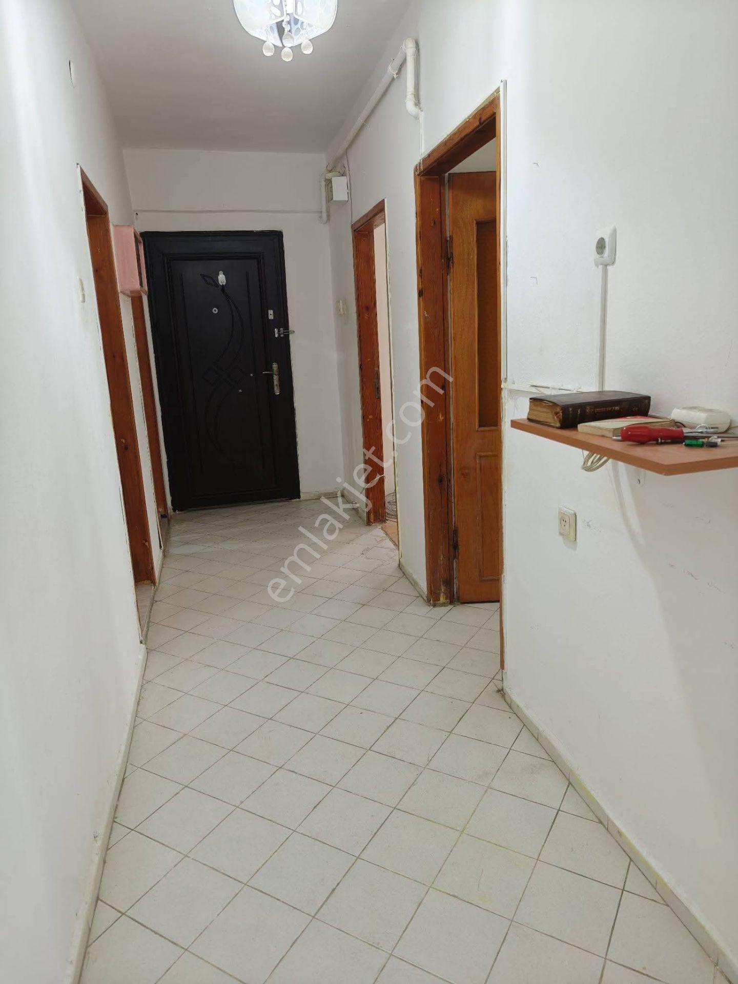 Samsun Atakum Cumhuriyet Mahallesi'nde 1.kat 2+1 Satılık Daire — fotoğraf 3