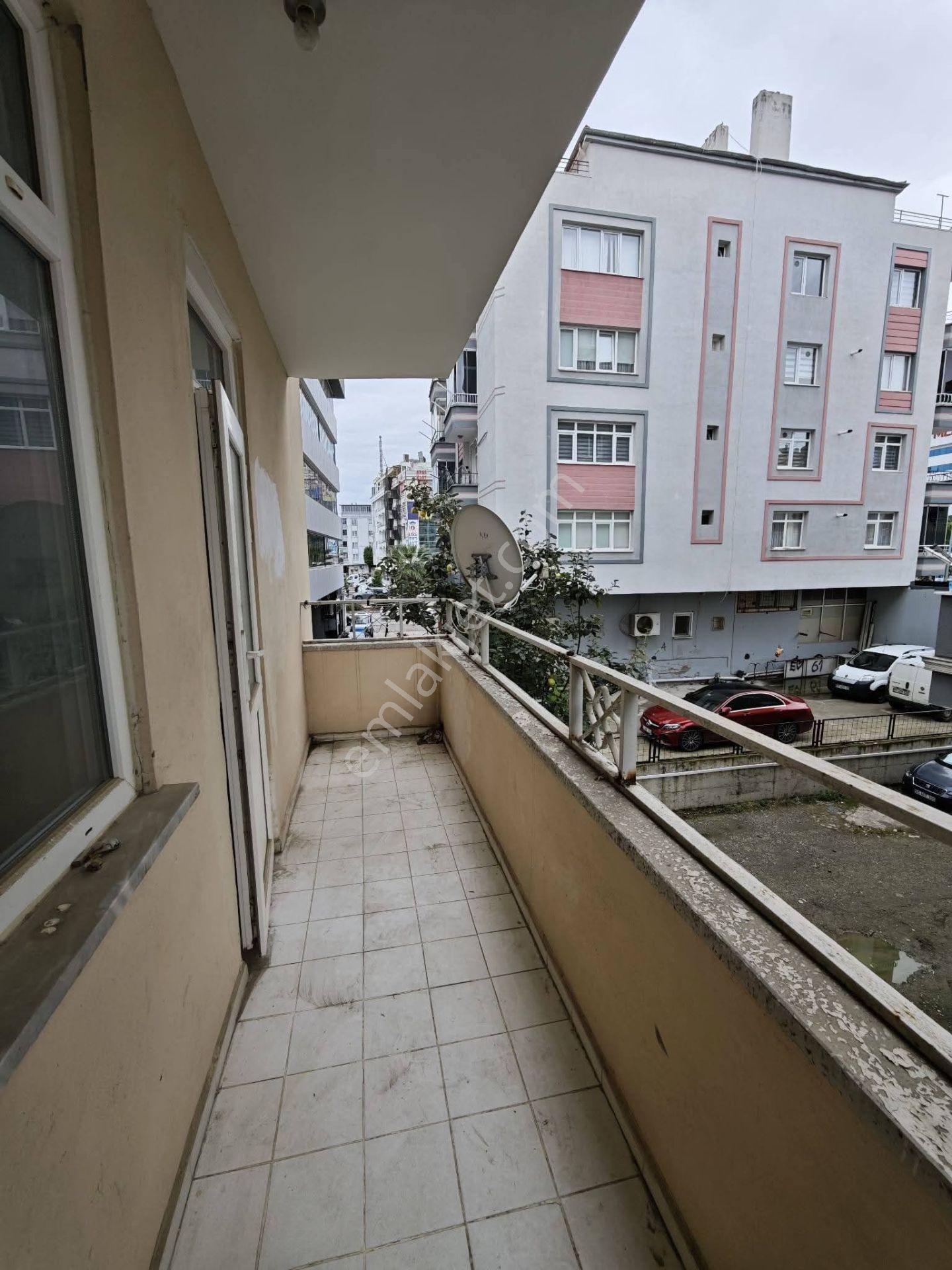 Samsun Atakum Cumhuriyet Mahallesi'nde 1.kat 2+1 Satılık Daire — fotoğraf 4