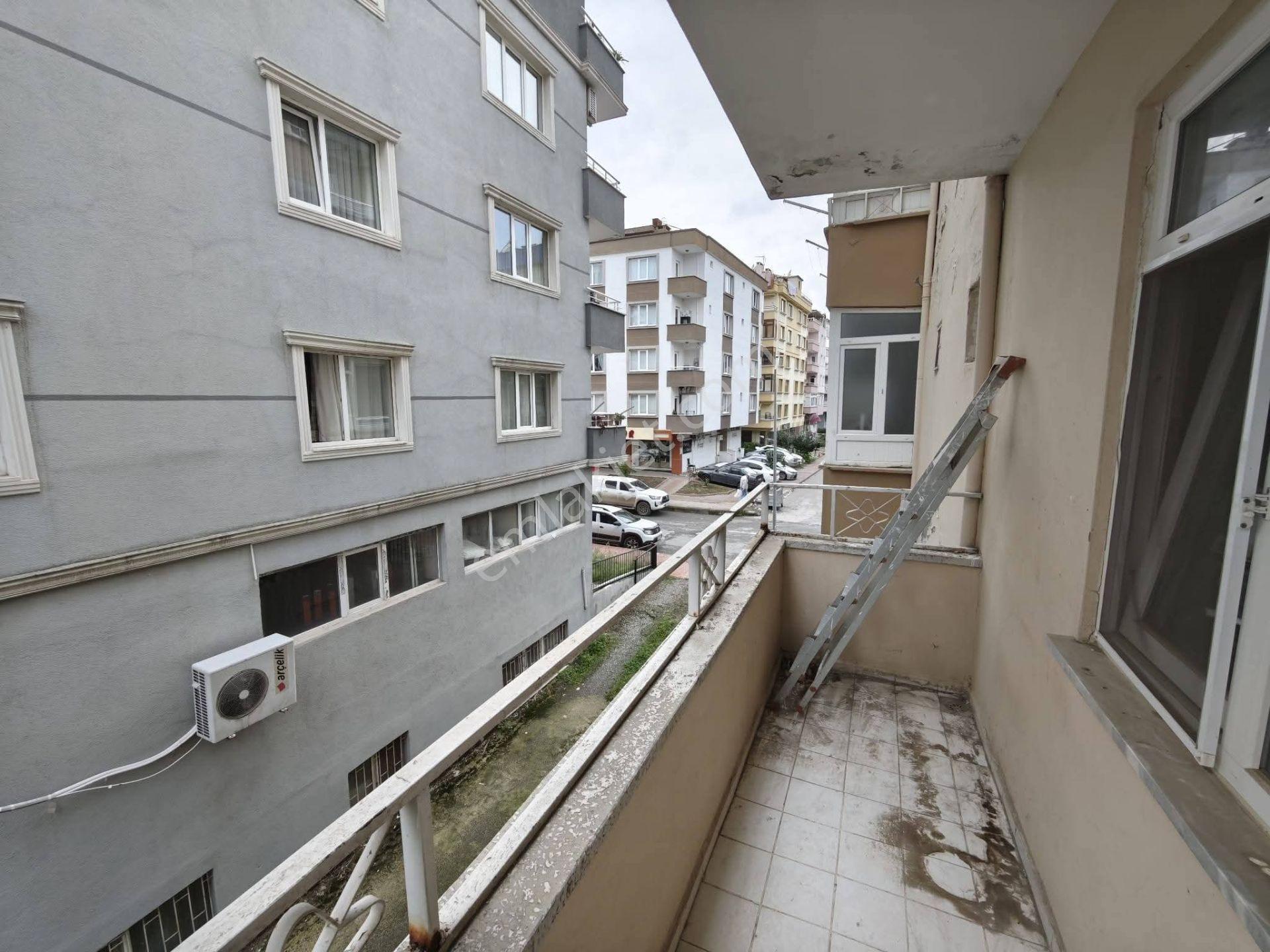 Samsun Atakum Cumhuriyet Mahallesi'nde 1.kat 2+1 Satılık Daire — fotoğraf 9