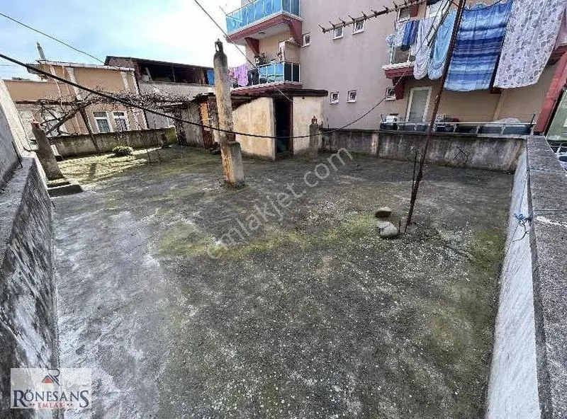 Rönesans Emlaktan Tek Katlı Müstakil Ev — fotoğraf 9
