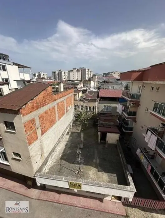 Rönesans Emlaktan Tek Katlı Müstakil Ev — fotoğraf 14