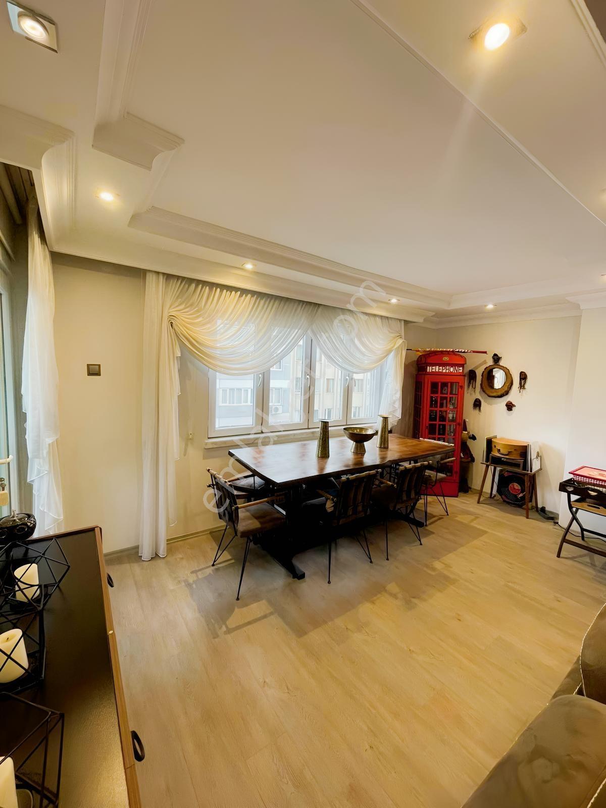 Net Premiumdan Lise Caddesinde 180m2 Komple Yenilenmiş 3+1 Daire — fotoğraf 2
