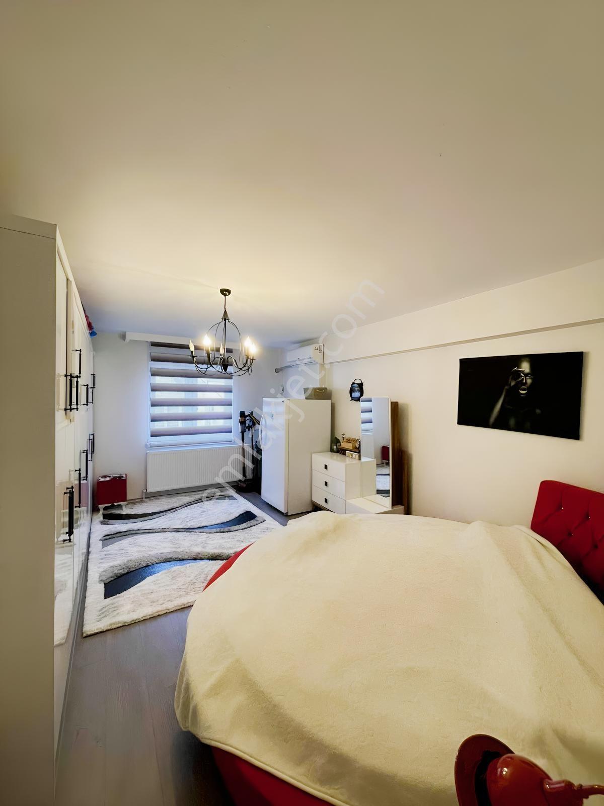 Net Premiumdan Lise Caddesinde 180m2 Komple Yenilenmiş 3+1 Daire — fotoğraf 5