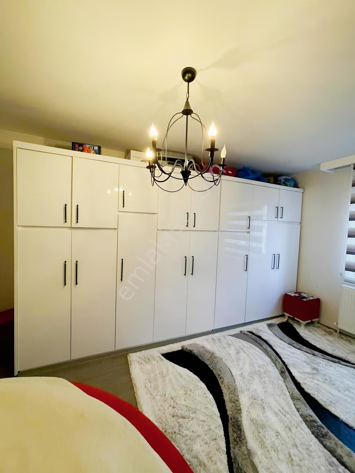 Net Premiumdan Lise Caddesinde 180m2 Komple Yenilenmiş 3+1 Daire — fotoğraf 6