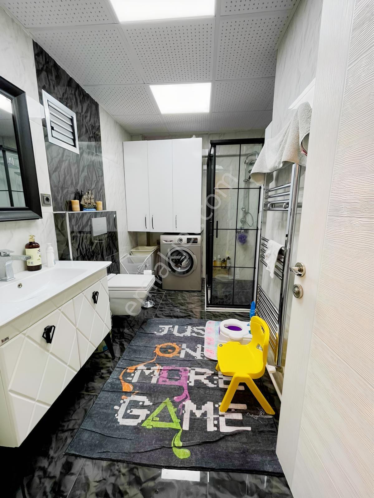 Net Premiumdan Lise Caddesinde 180m2 Komple Yenilenmiş 3+1 Daire — fotoğraf 8