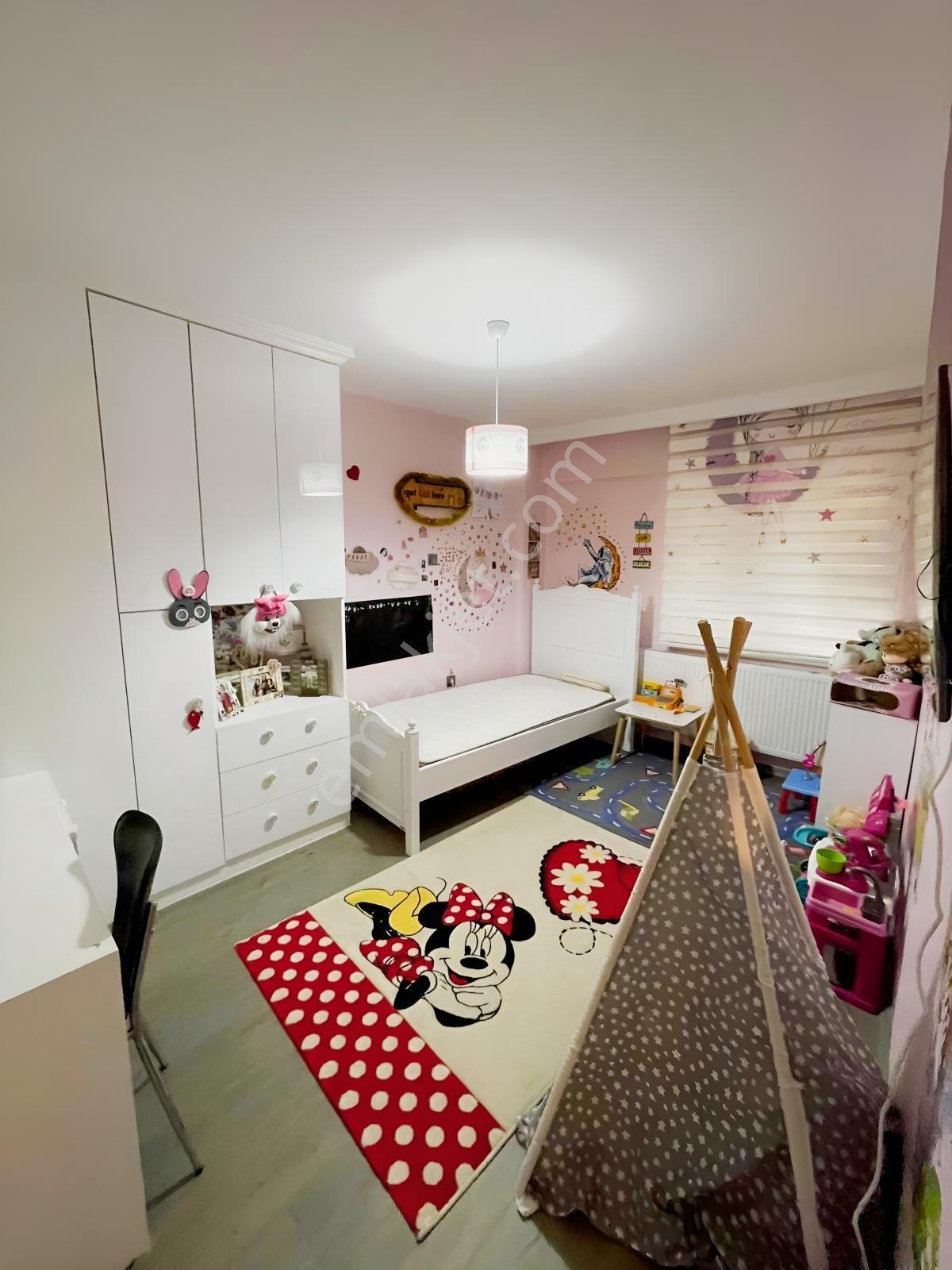 Net Premiumdan Lise Caddesinde 180m2 Komple Yenilenmiş 3+1 Daire — fotoğraf 10
