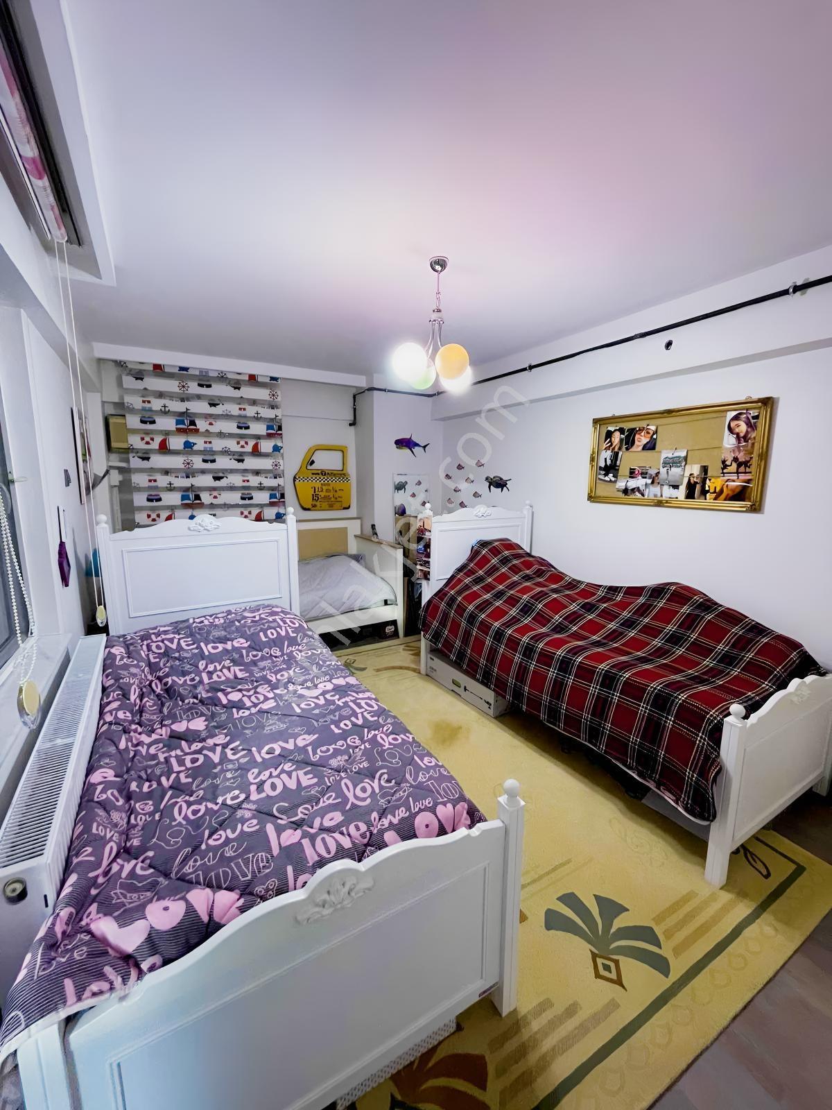 Net Premiumdan Lise Caddesinde 180m2 Komple Yenilenmiş 3+1 Daire — fotoğraf 13