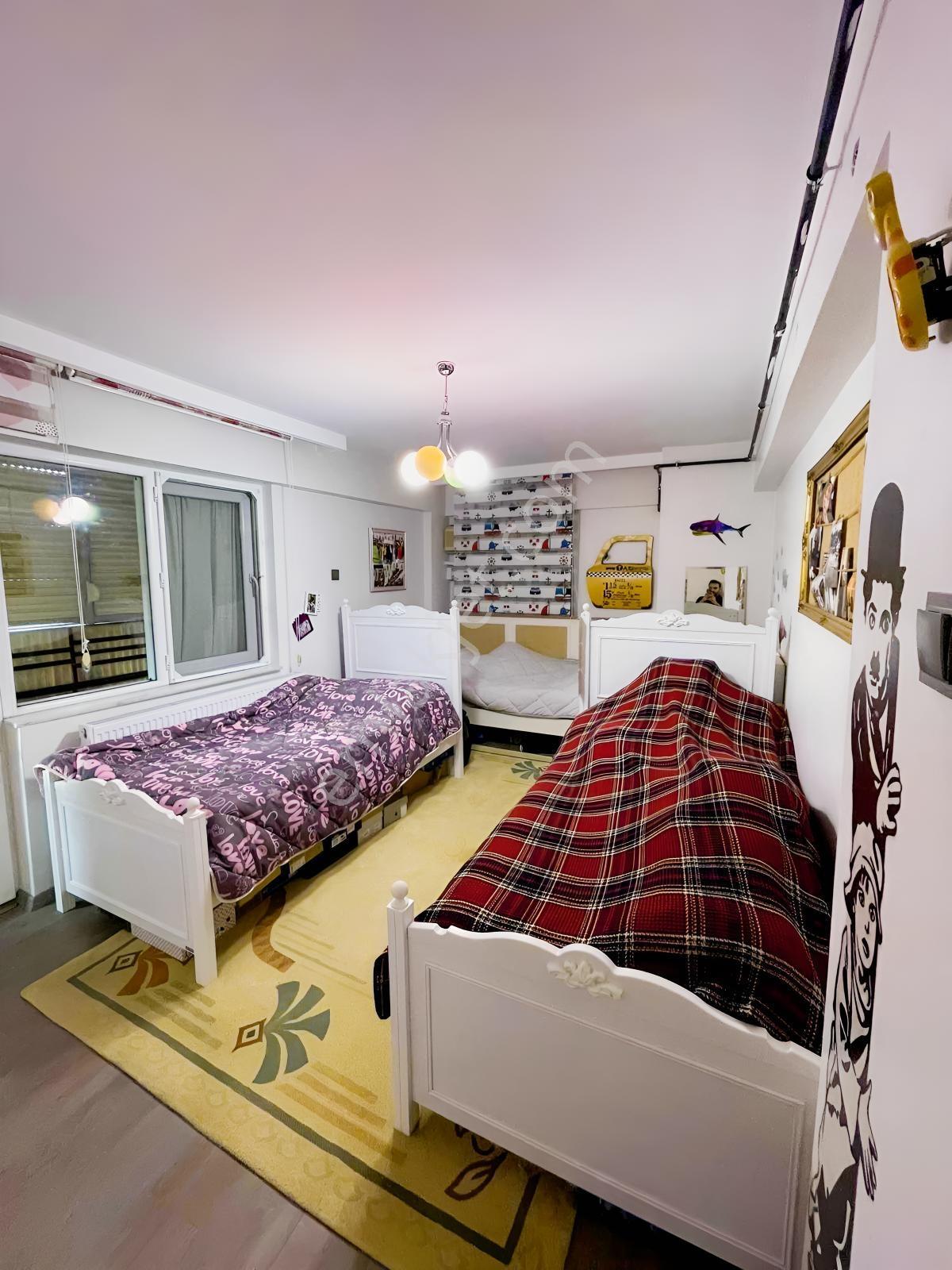 Net Premiumdan Lise Caddesinde 180m2 Komple Yenilenmiş 3+1 Daire — fotoğraf 14