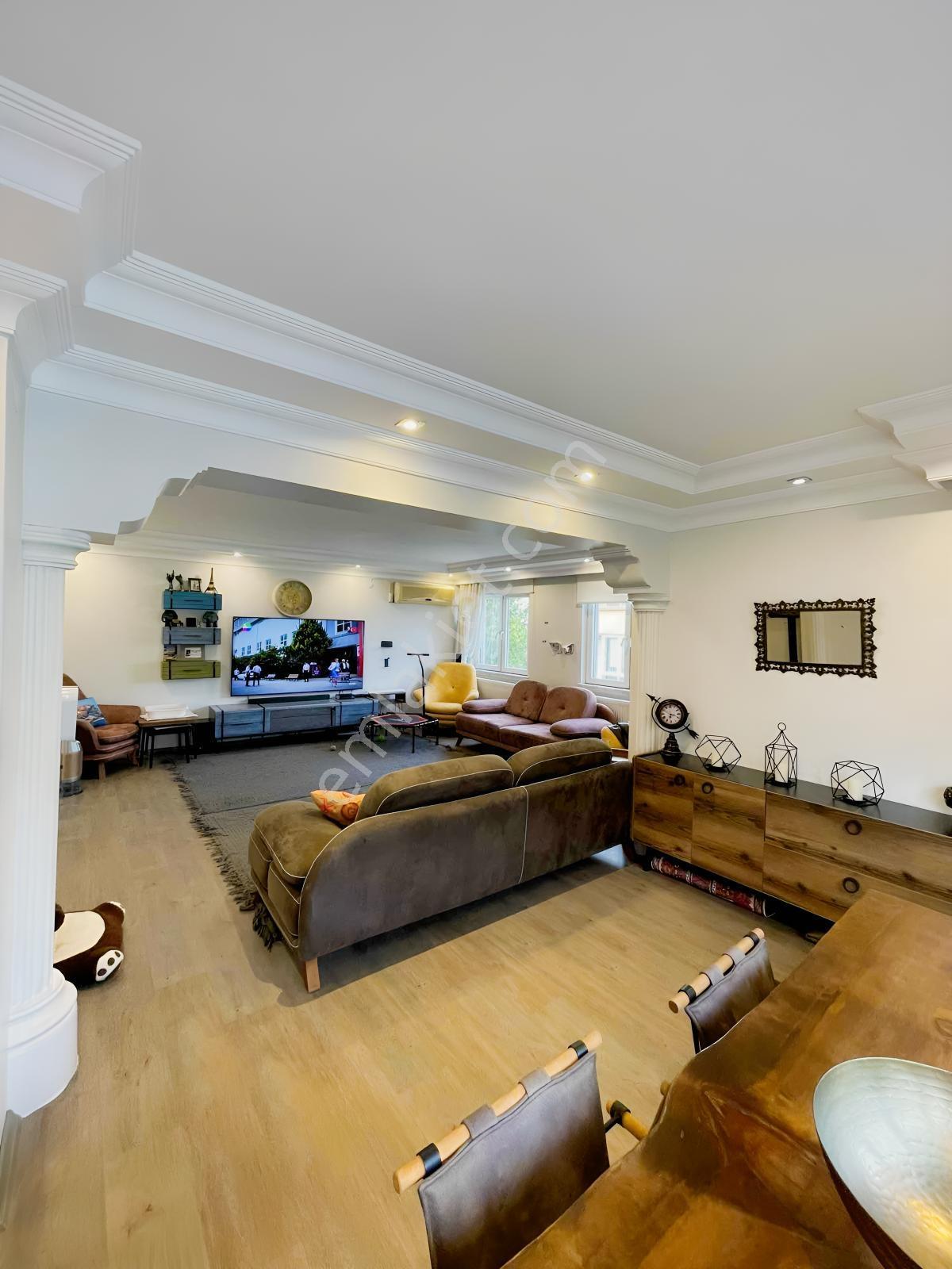 Net Premiumdan Lise Caddesinde 180m2 Komple Yenilenmiş 3+1 Daire — fotoğraf 20