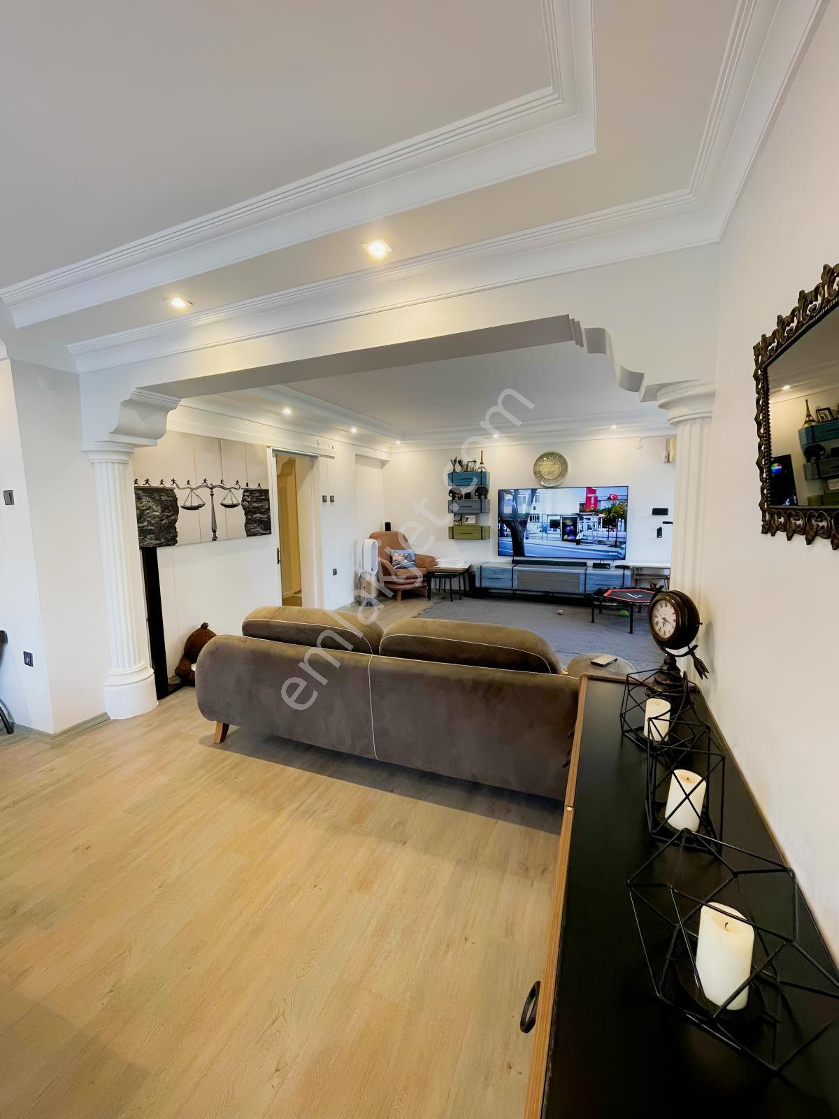 Net Premiumdan Lise Caddesinde 180m2 Komple Yenilenmiş 3+1 Daire — fotoğraf 21