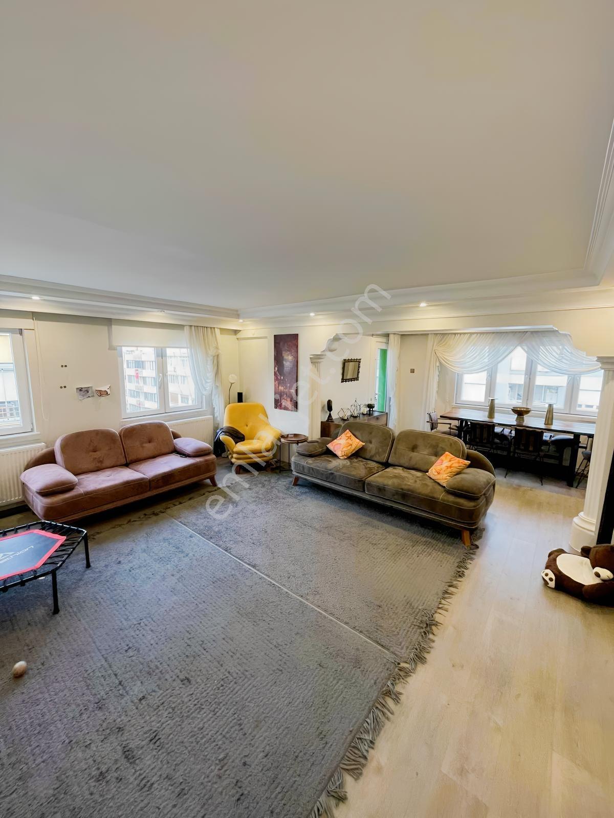 Net Premiumdan Lise Caddesinde 180m2 Komple Yenilenmiş 3+1 Daire — fotoğraf 24