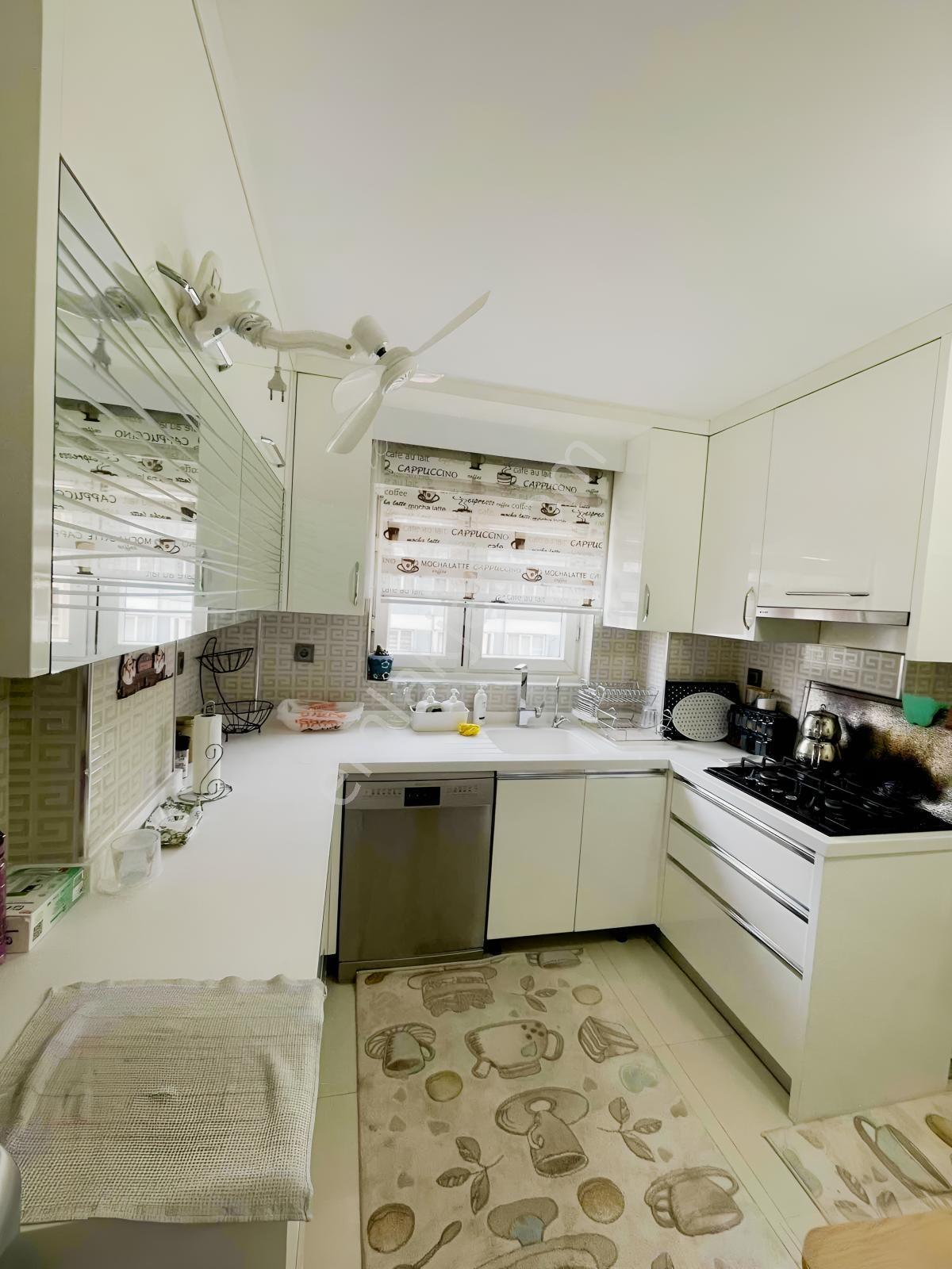 Net Premiumdan Lise Caddesinde 180m2 Komple Yenilenmiş 3+1 Daire — fotoğraf 25