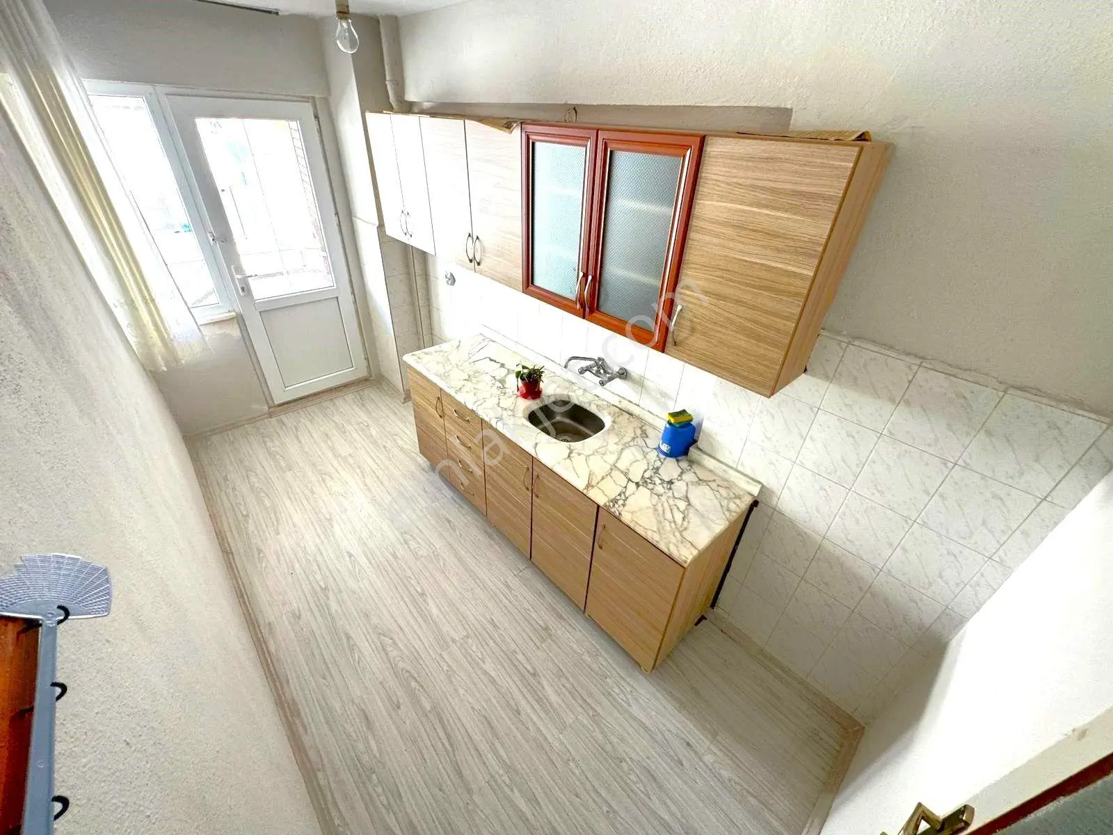 ♫Melodi'Den Akçay Askeri Kamp Civarı Denize 400Mt Ayrı Mutfaklı Barbekülü Balkon...