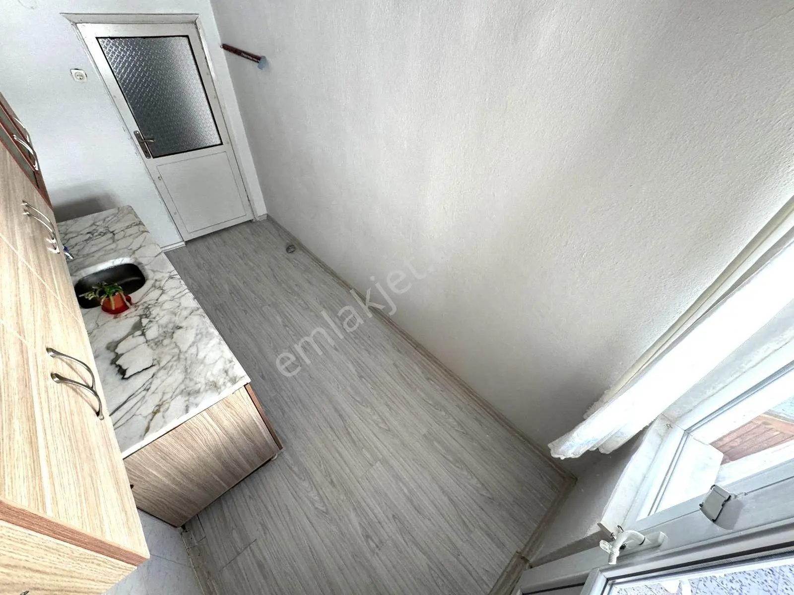 ♫melodi'den Akçay Askeri Kamp Civarı Denize 400mt Ayrı Mutfaklı Barbekülü Balkonlu 2+1 Kupon Daire — fotoğraf 13