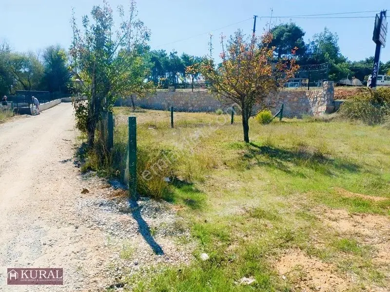 İzmir Menderes Ataköy 250 M2 Elektrik Su Tapudan Satış Anayolda — fotoğraf 9