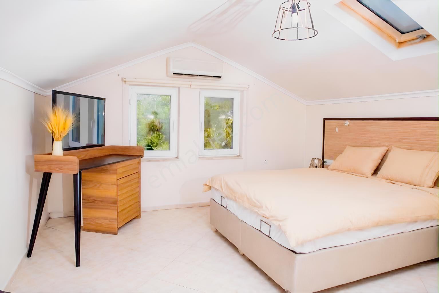 Fethiye Ölüdeniz Hisarönünde Satılık Havuzlu Eşyalı Dublex Daire — fotoğraf 16