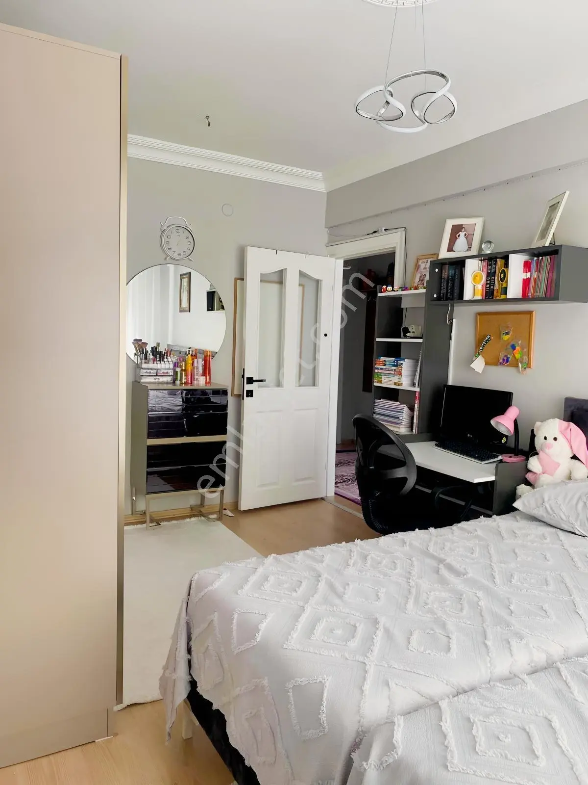 Zafer De 85m2 Net,kentseli Yok,bakımlı,2+1 Satılık Daire — fotoğraf 5