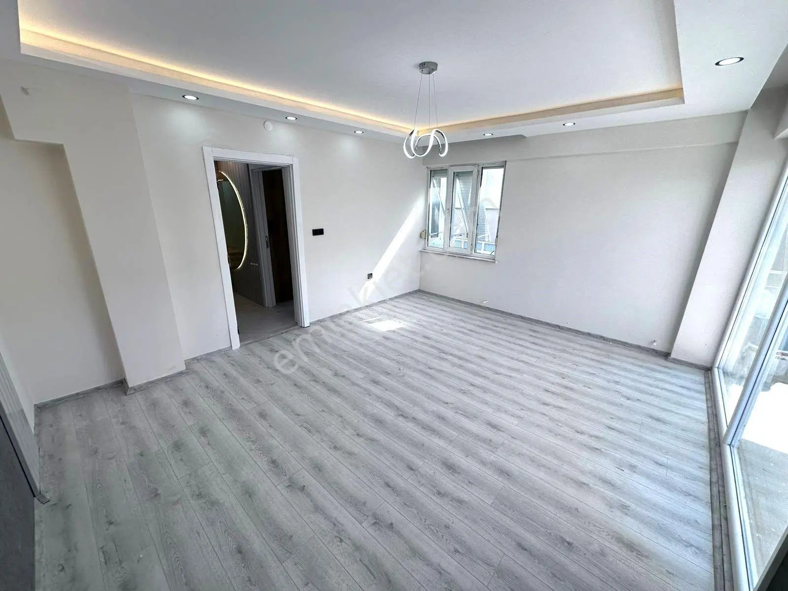𝄞melodi'den Tam Akçay Merkez'de Ayrı Mutfaklı Arakat Ebeveyn Banyolu 2+1 Daire — fotoğraf 11
