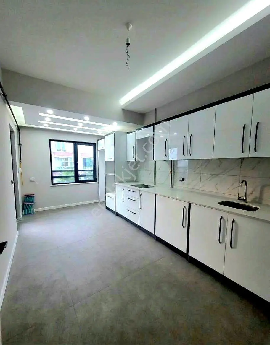 Küçük Bölcekte 3+1 Satılık Daire — fotoğraf 3