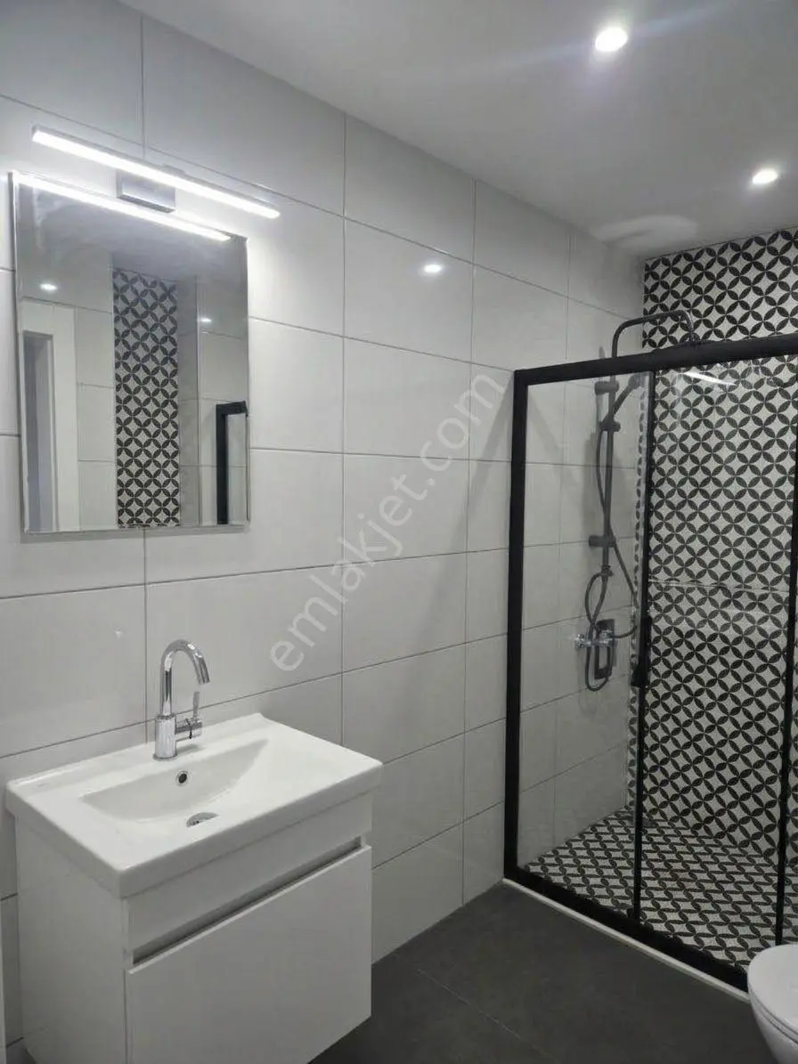Küçük Bölcekte 3+1 Satılık Daire — fotoğraf 5