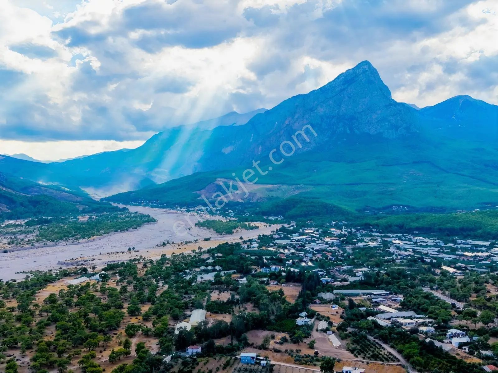 Konyaaltı Çakırlar'da 615 M2 Müstakil Parsel(detaylar Açıklamada — fotoğraf 9